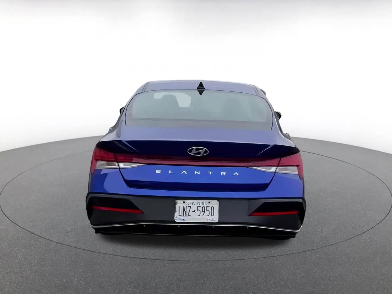 Thumbnail: 2025 Hyundai Elantra - 12