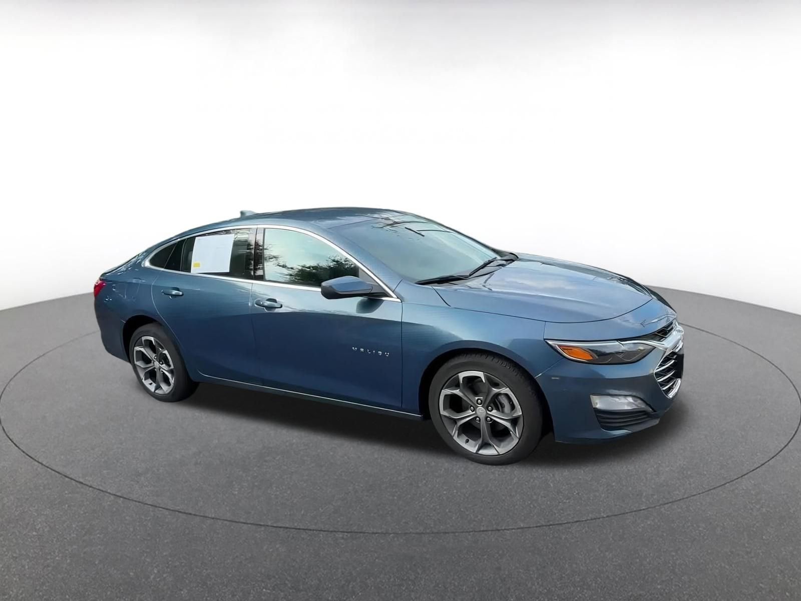 2024 Chevrolet Malibu LT 2