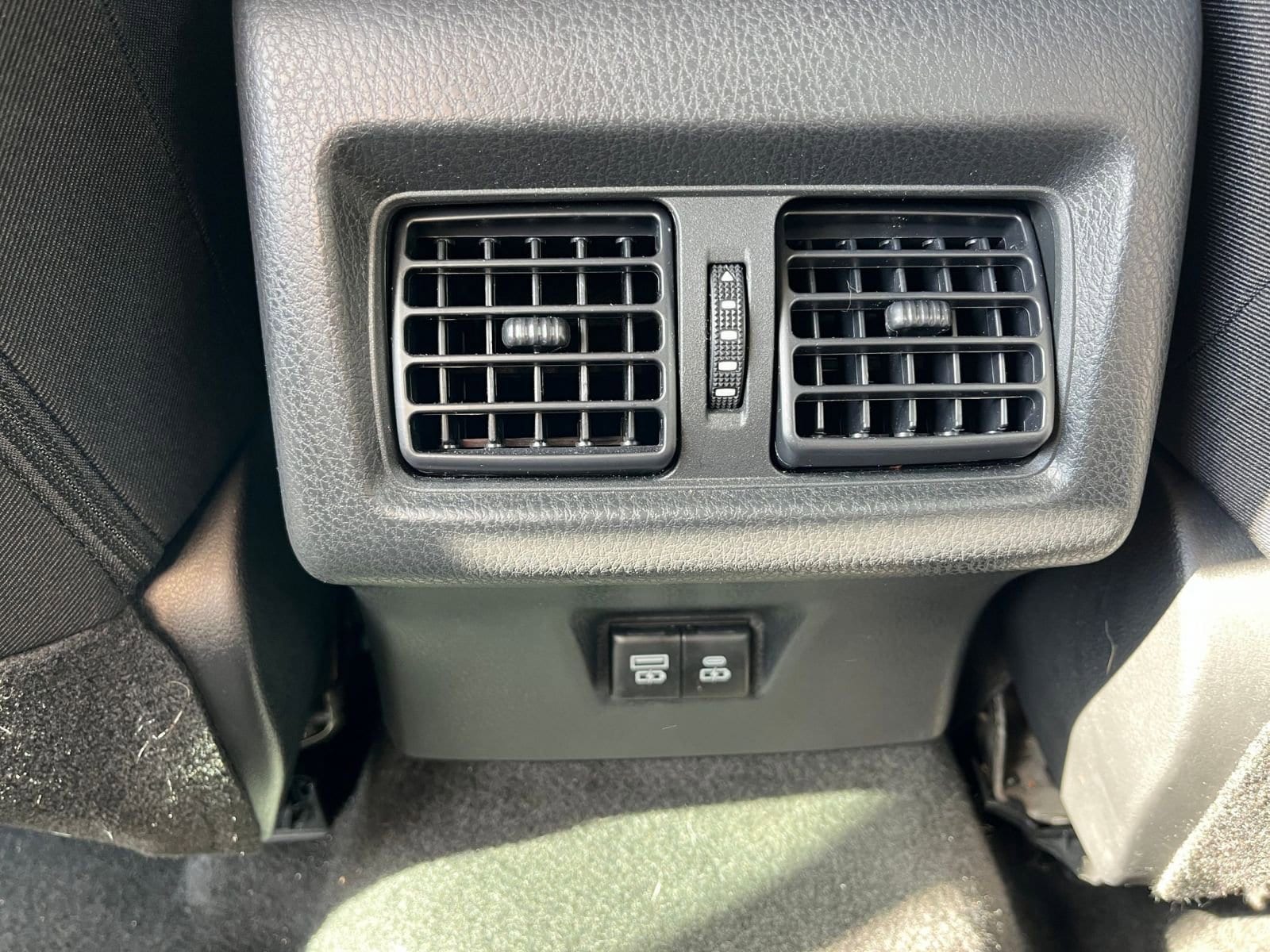 Thumbnail: 2025 Toyota Camry - 23