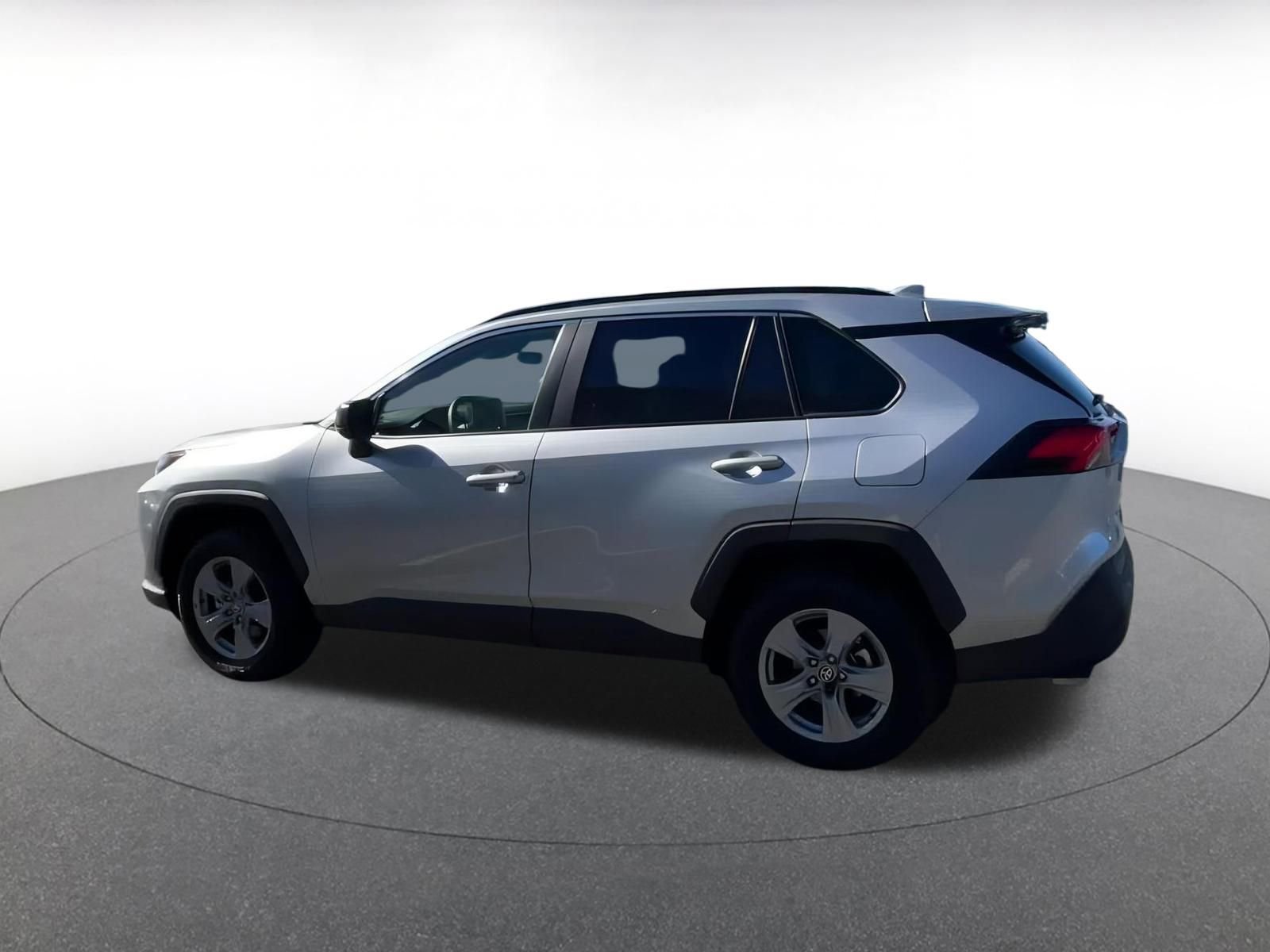 Thumbnail: 2025 Toyota RAV4 - 10