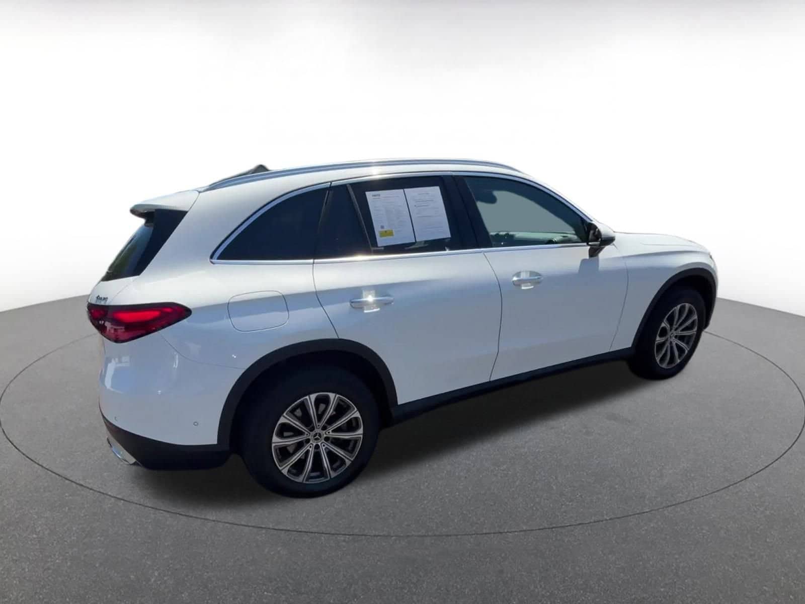 Thumbnail: 2024 Mercedes-Benz GLC - 14