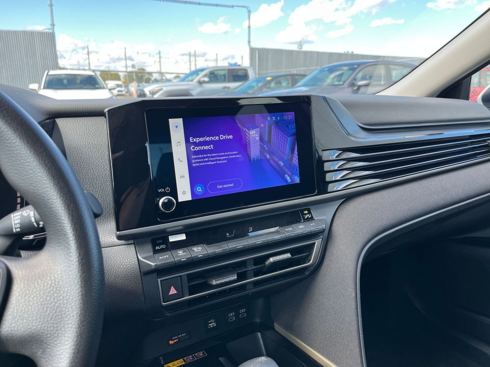 Thumbnail: 2025 Toyota Camry - 21