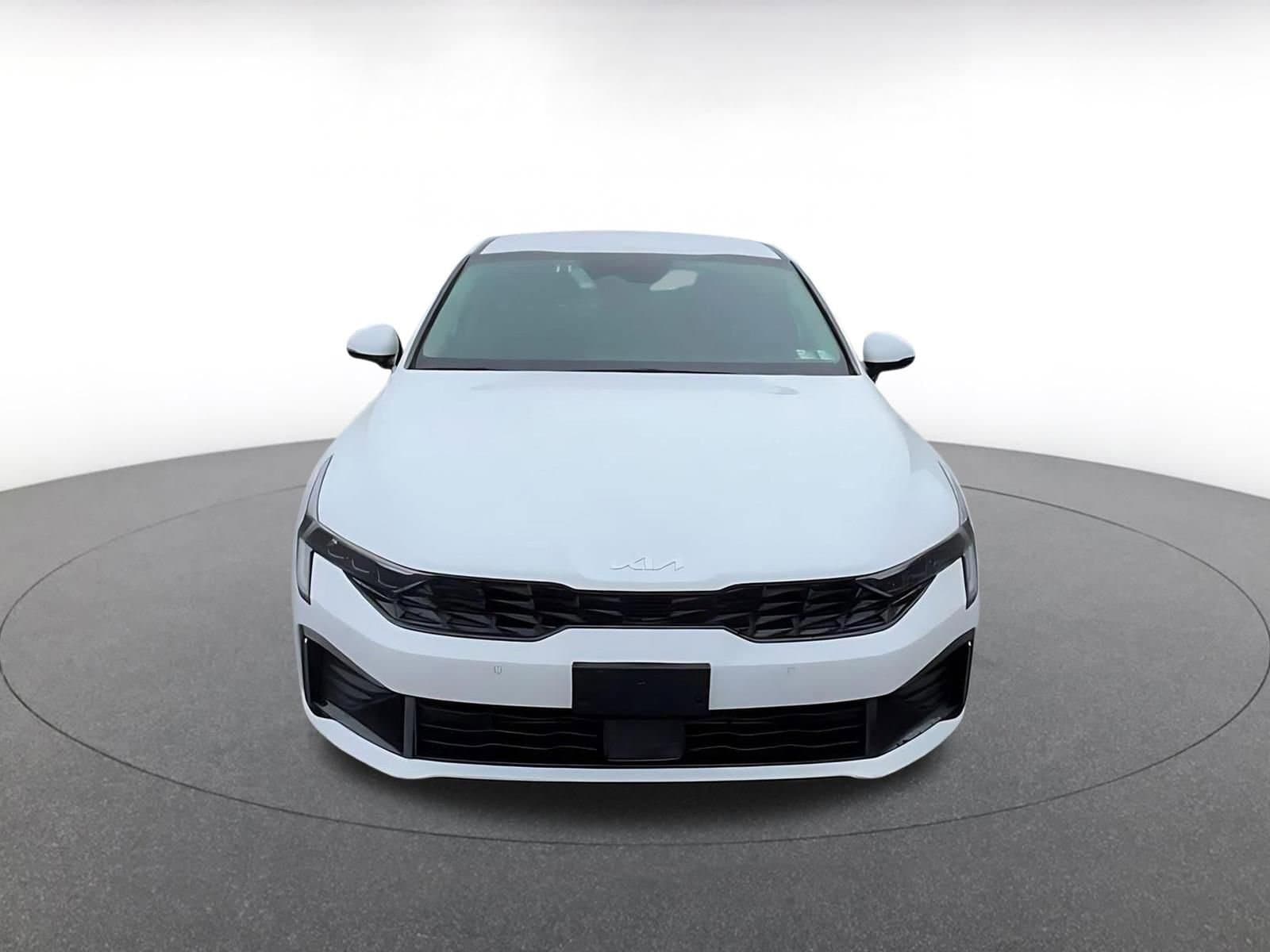 Thumbnail: 2025 Nissan Versa - 3