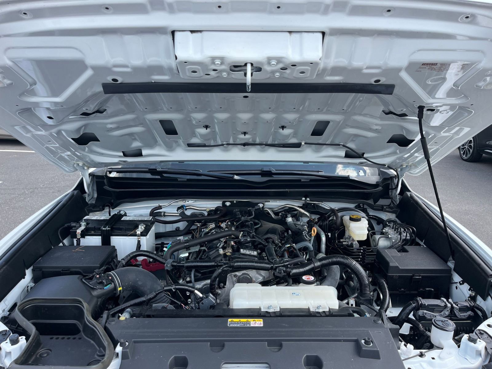 Thumbnail: 2024 Toyota Tacoma - 31