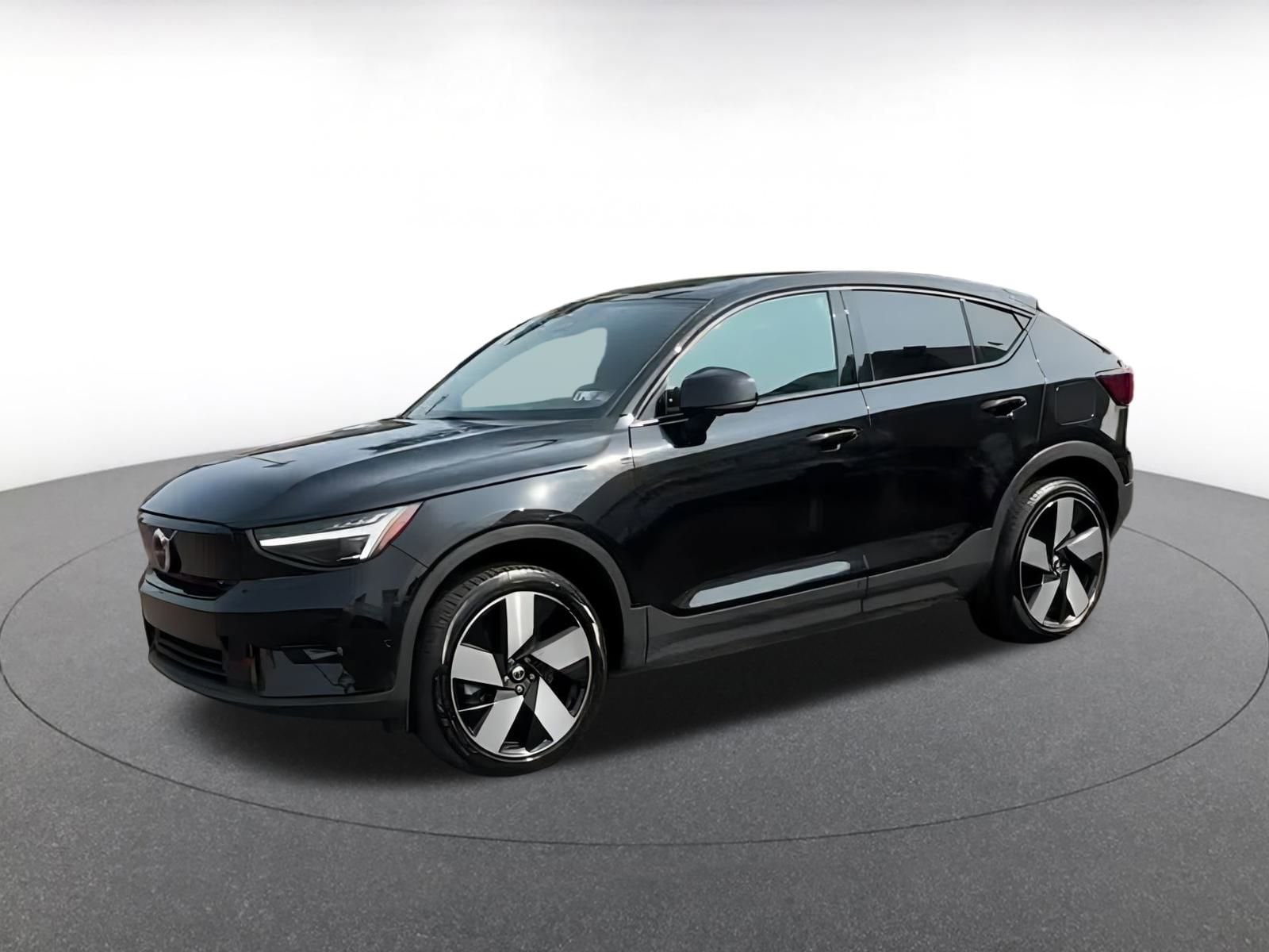 Thumbnail: 2023 Volvo C40 - 8