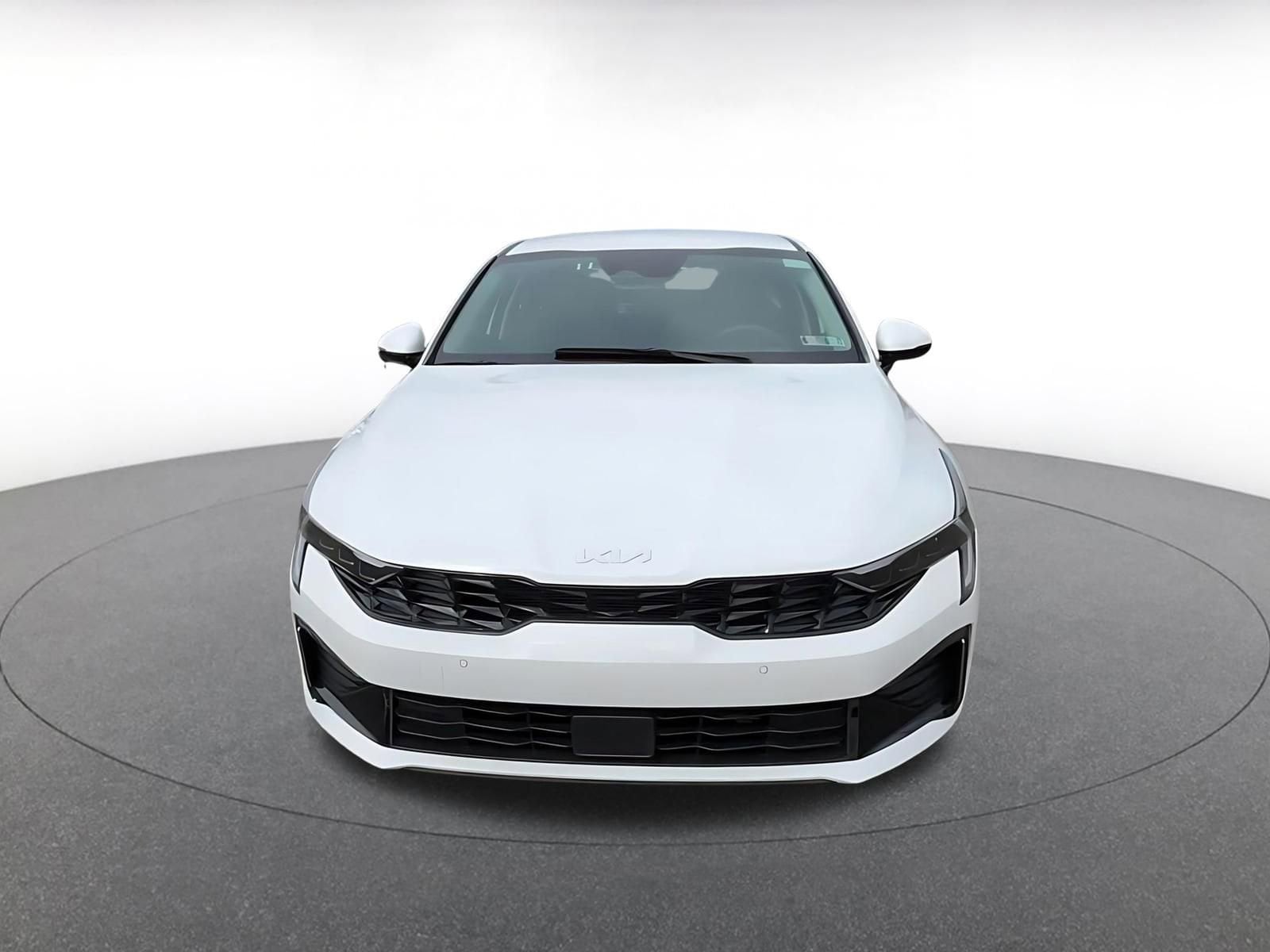 Thumbnail: 2025 Kia K5 - 4