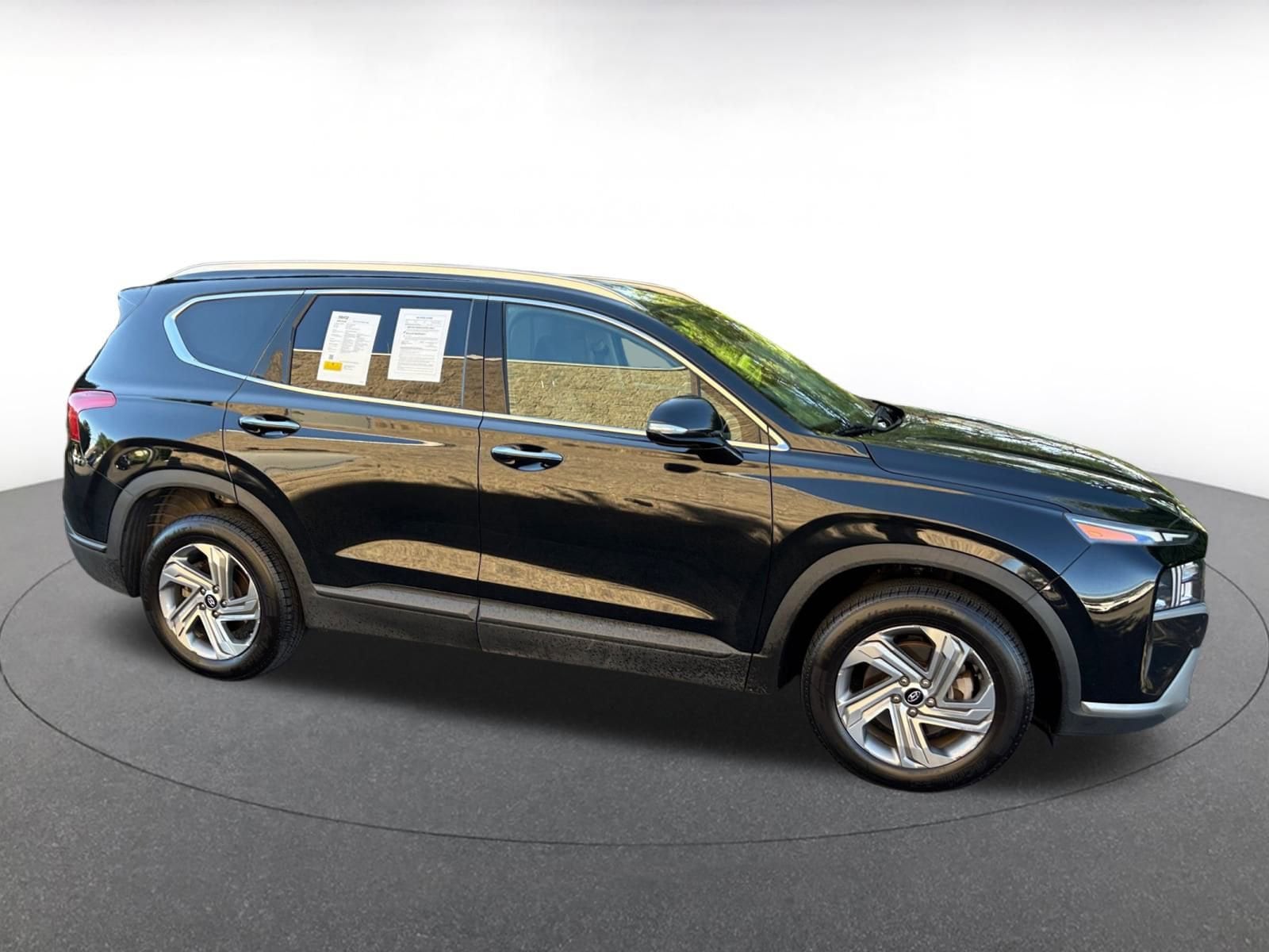 Thumbnail: 2023 Hyundai Santa Fe - 15