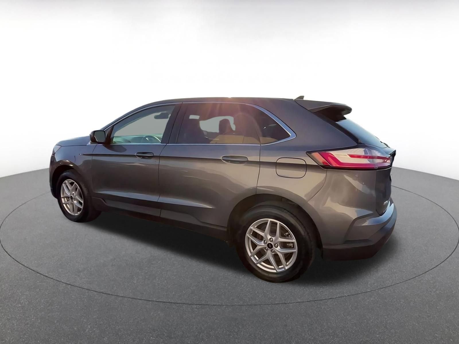 Thumbnail: 2024 Ford Edge - 10