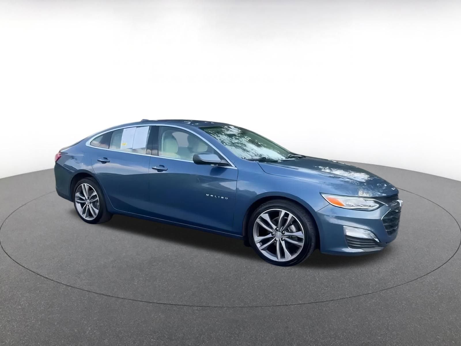 Thumbnail: 2024 Chevrolet Malibu - 1