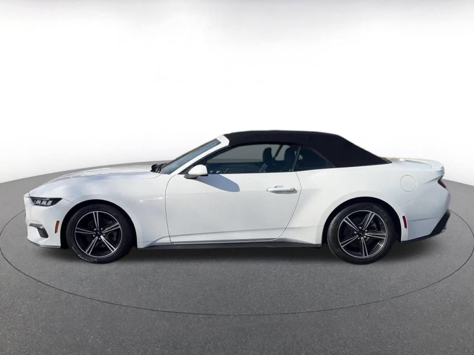 Thumbnail: 2024 Ford Mustang - 10