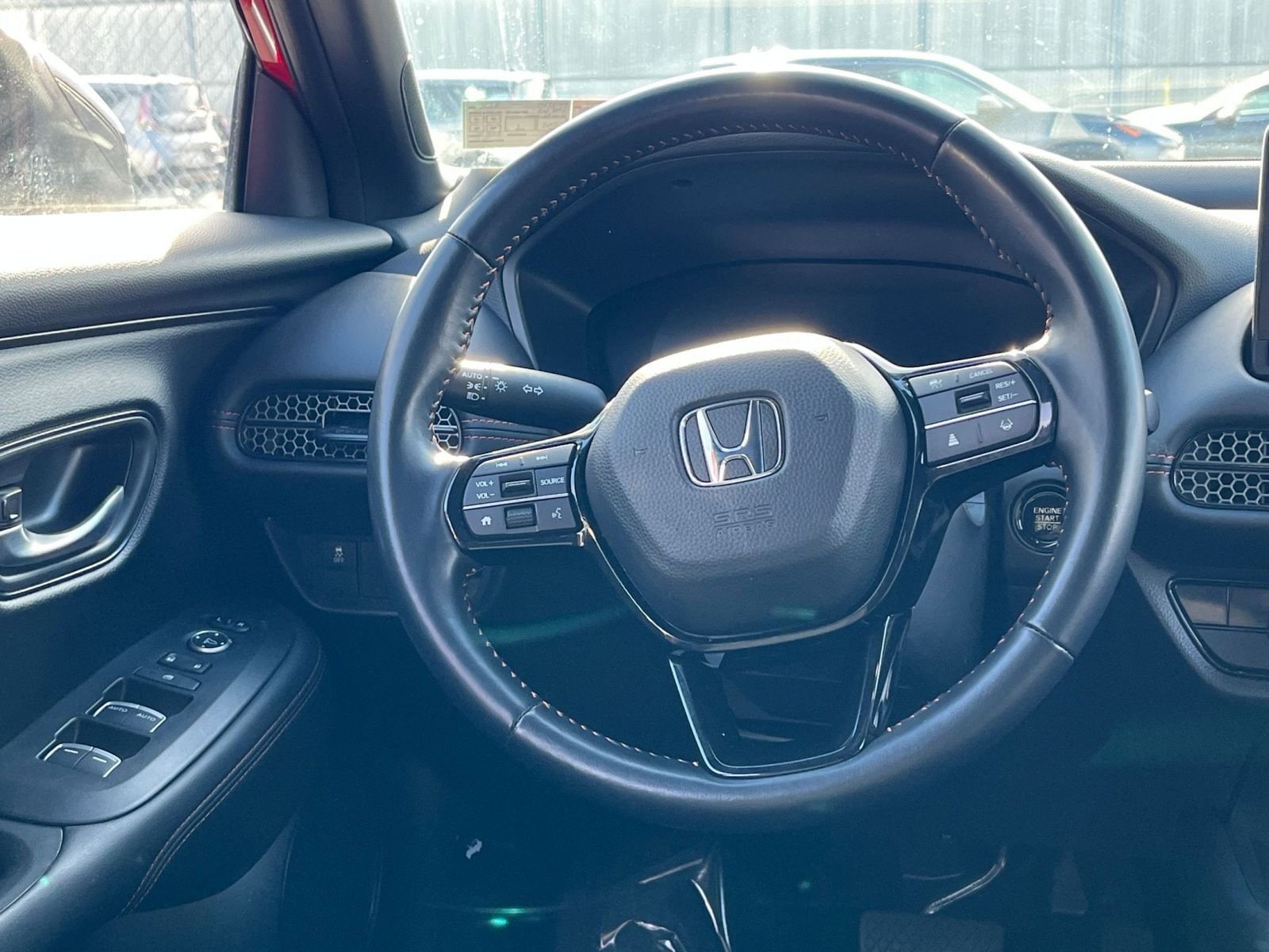 Thumbnail: 2025 Honda HR-V - 25