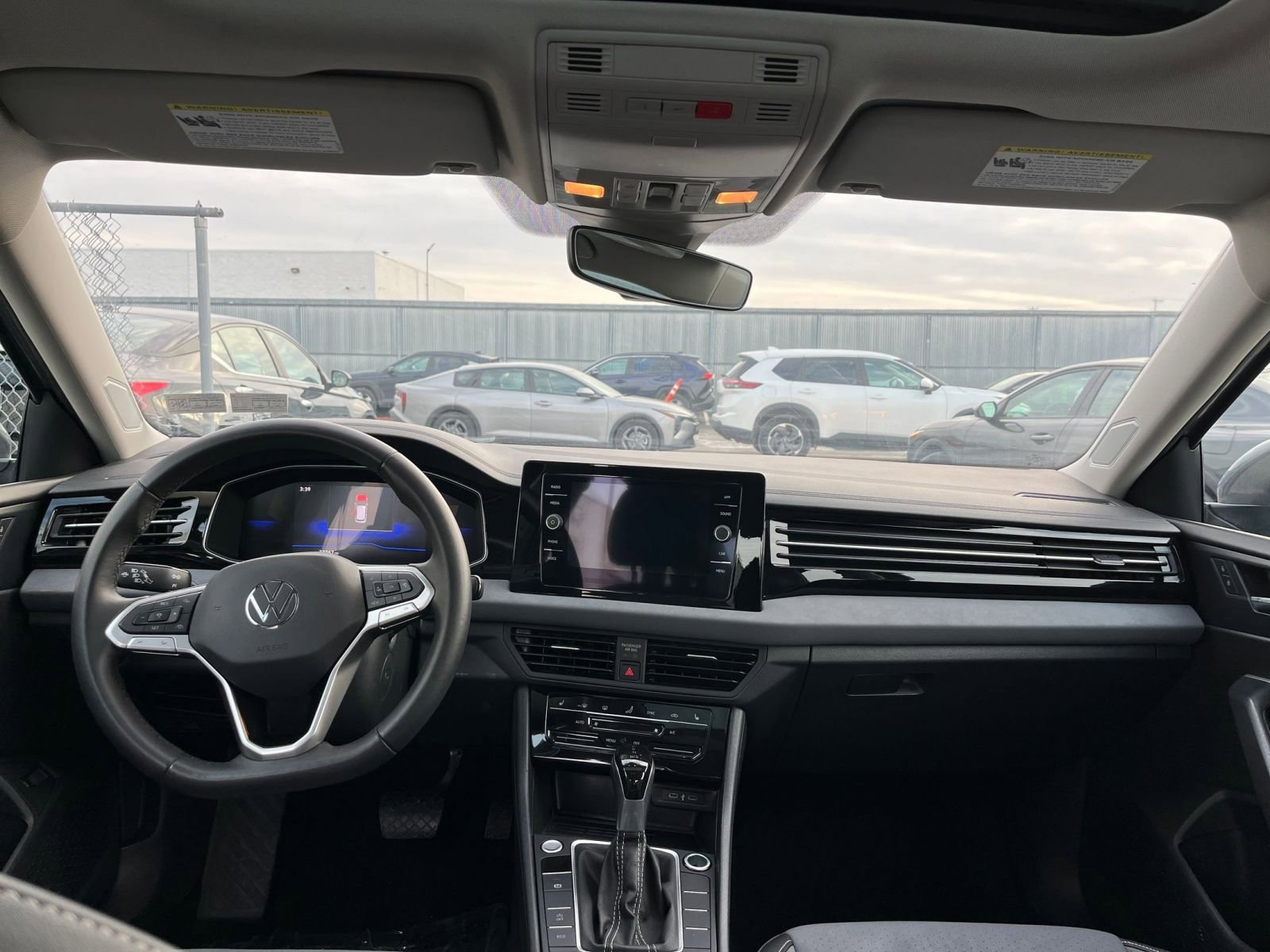 Thumbnail: 2025 Volkswagen Jetta - 34