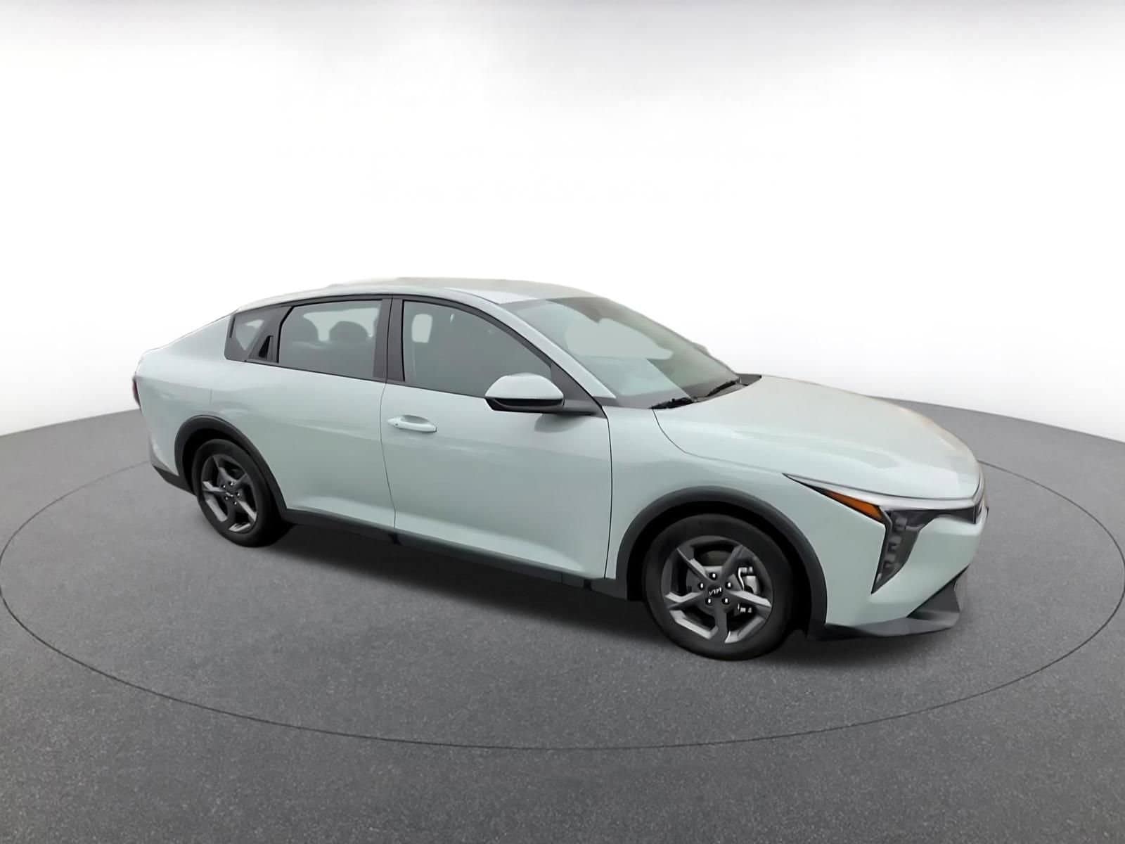 Thumbnail: 2025 Kia K4 - 2