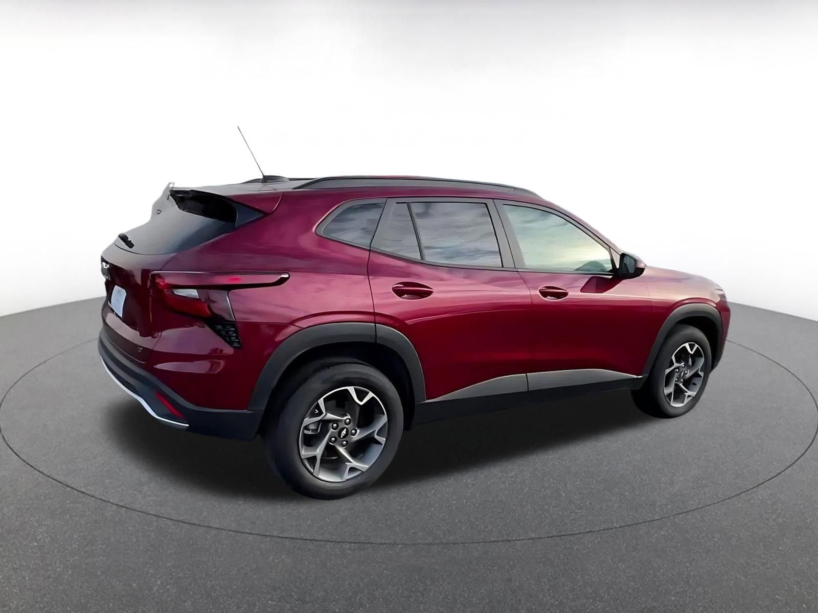 Thumbnail: 2025 Chevrolet Trax - 15