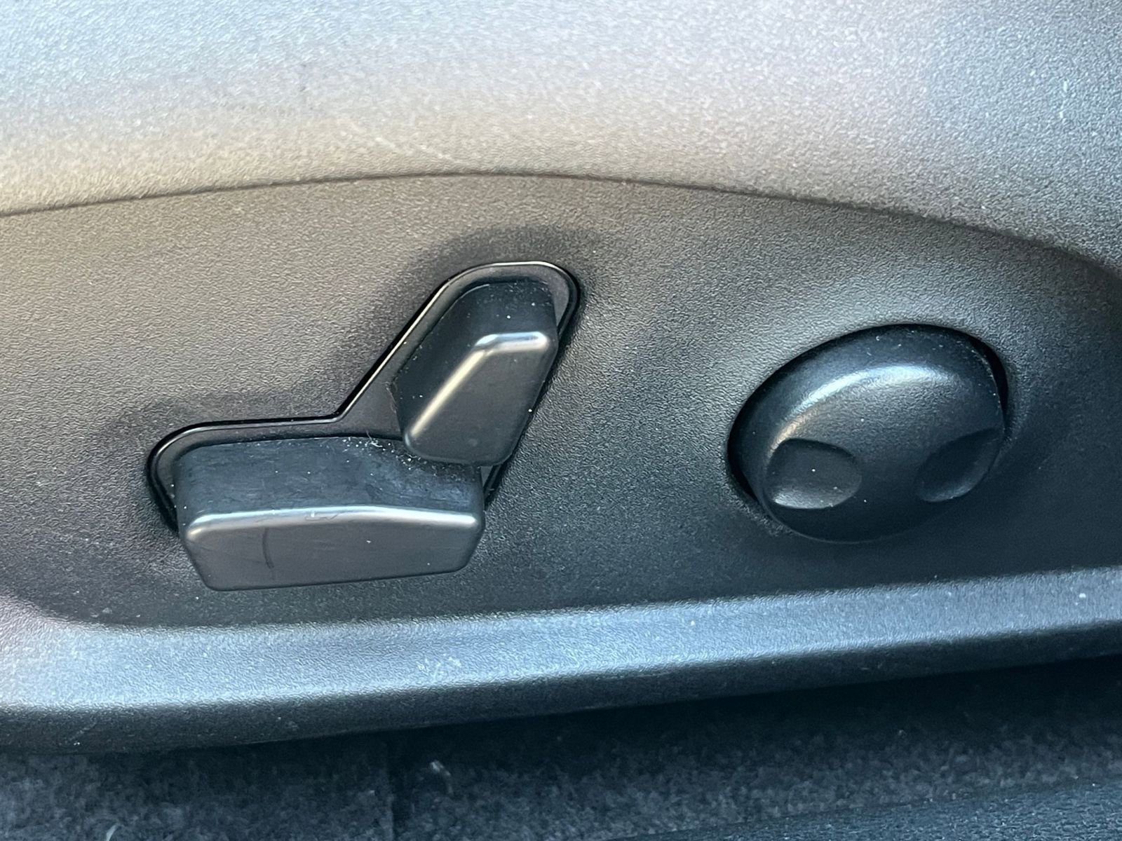 Thumbnail: 2025 Jeep Compass - 22