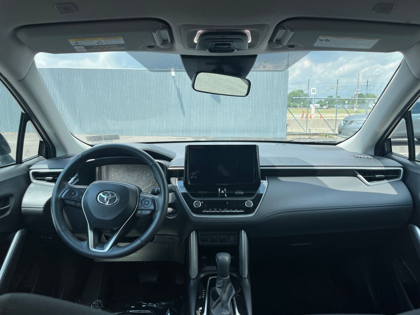 Thumbnail: 2024 Toyota Corolla Cross - 31