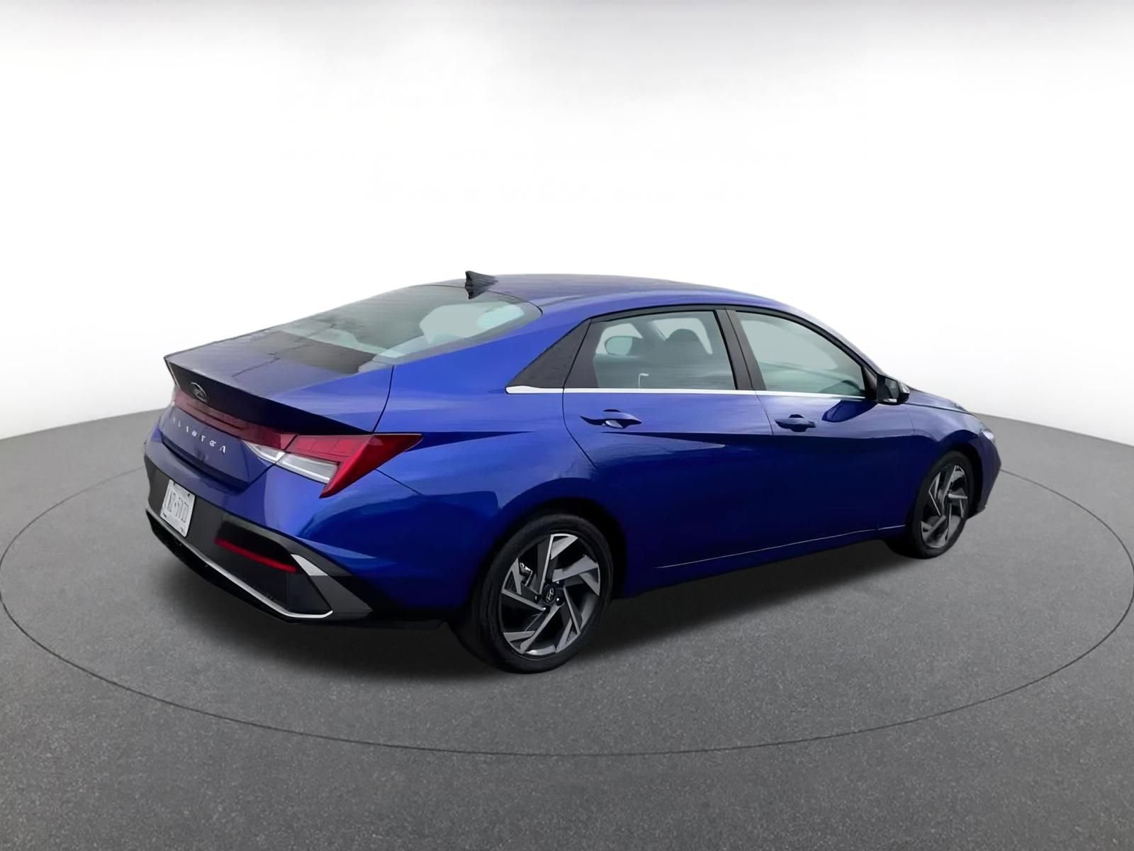 Thumbnail: 2025 Hyundai Elantra - 15