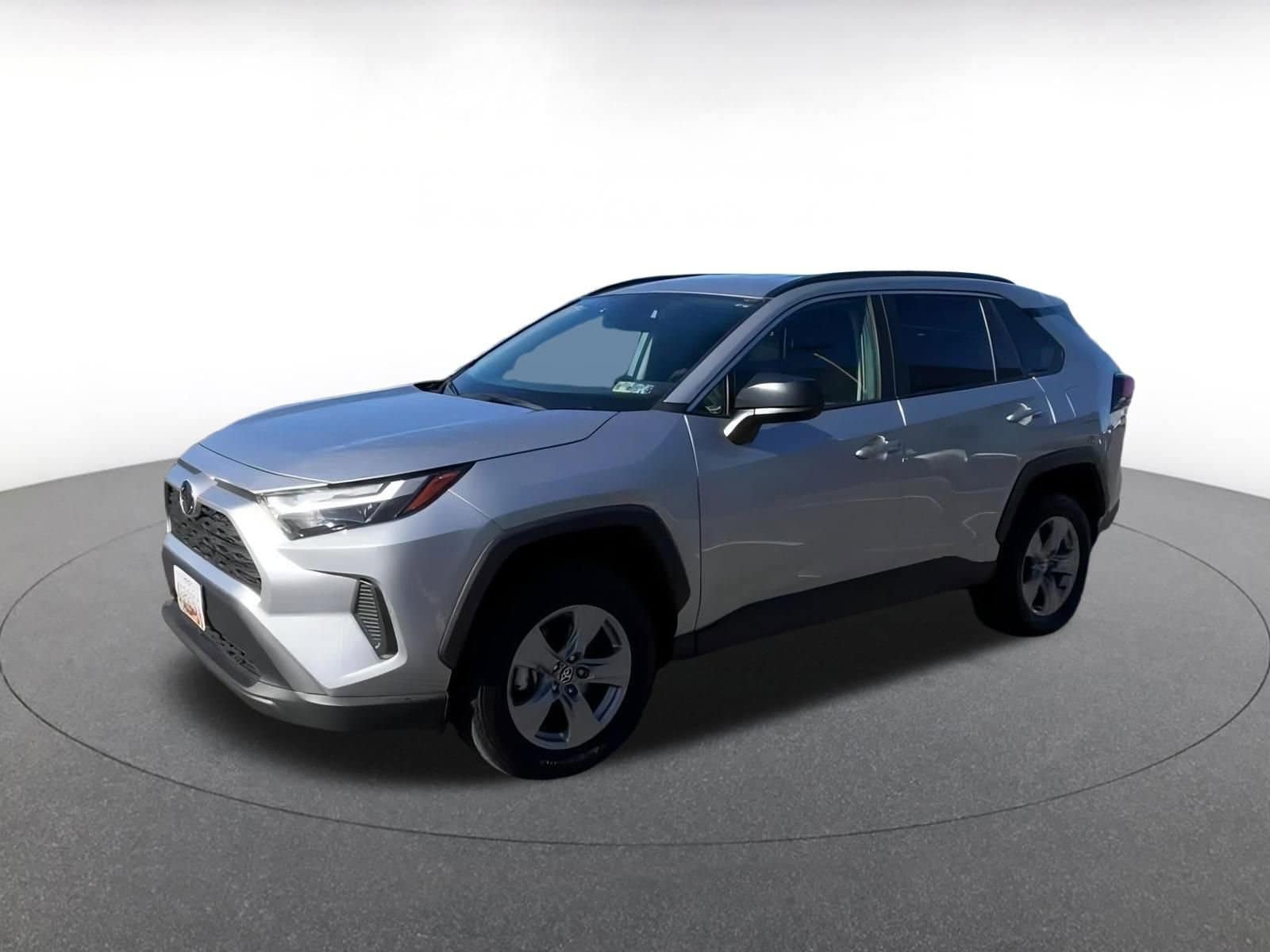Thumbnail: 2025 Toyota RAV4 - 8
