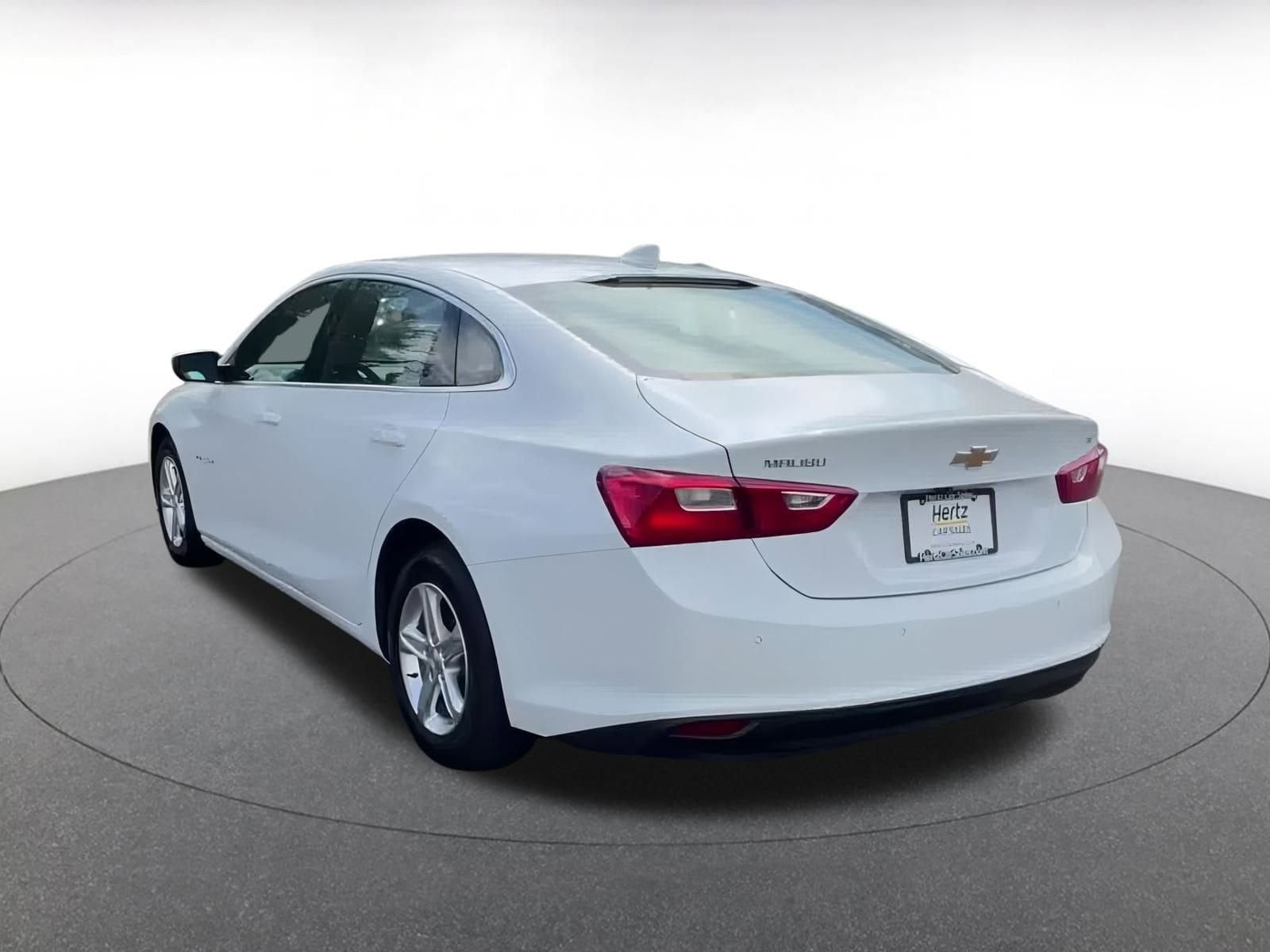 Thumbnail: 2024 Chevrolet Malibu - 11