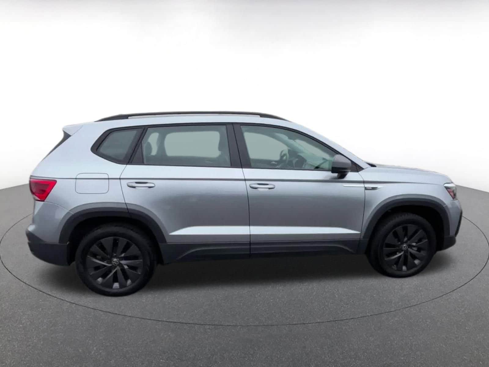 Thumbnail: 2024 Volkswagen Taos - 16