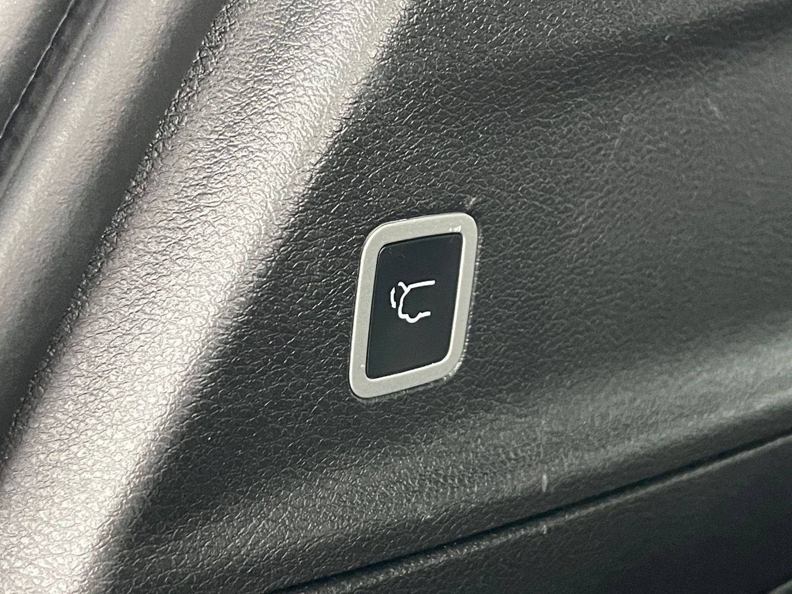 Thumbnail: 2025 Chrysler Pacifica - 23