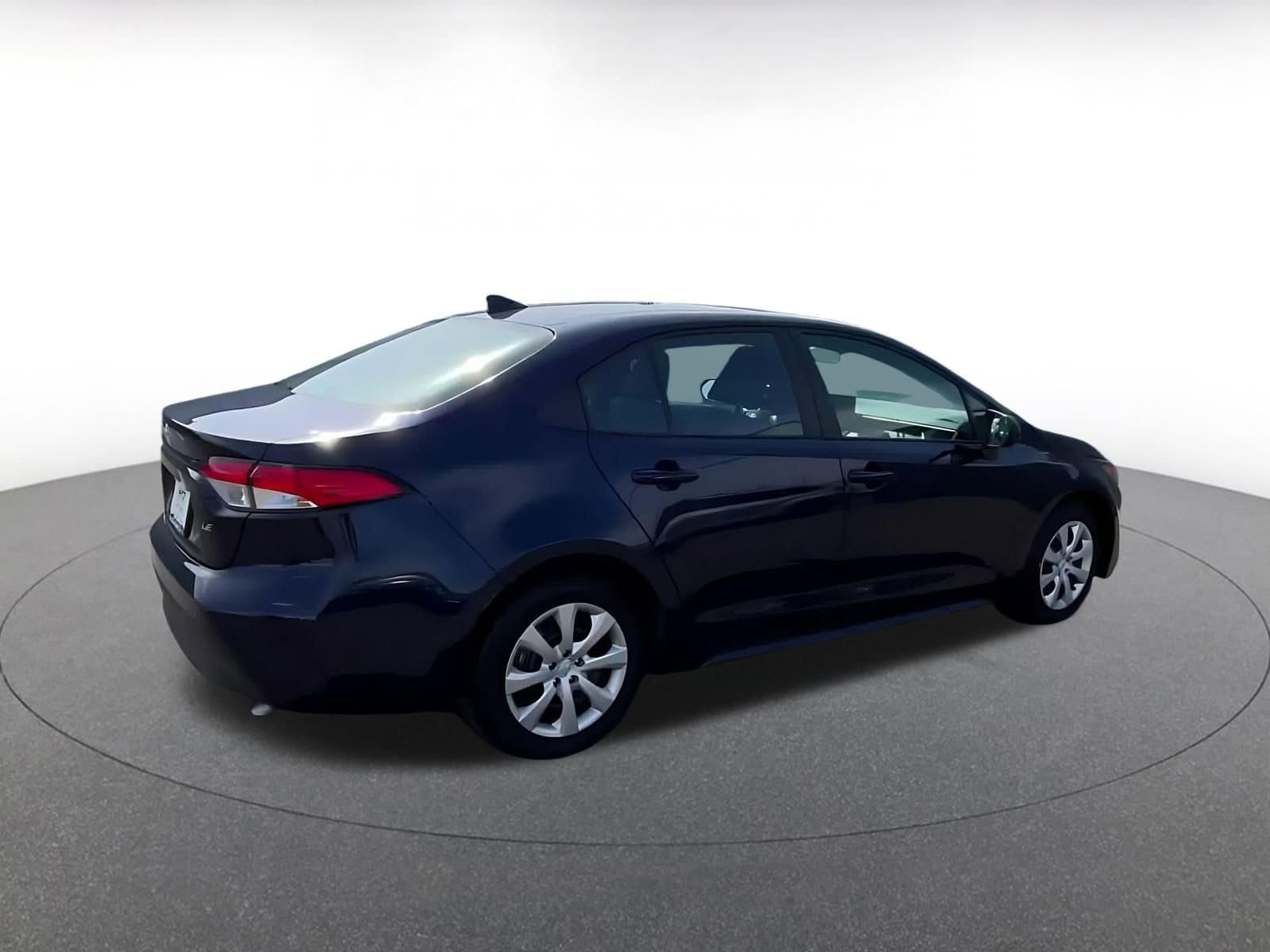 Thumbnail: 2025 Toyota Corolla - 15