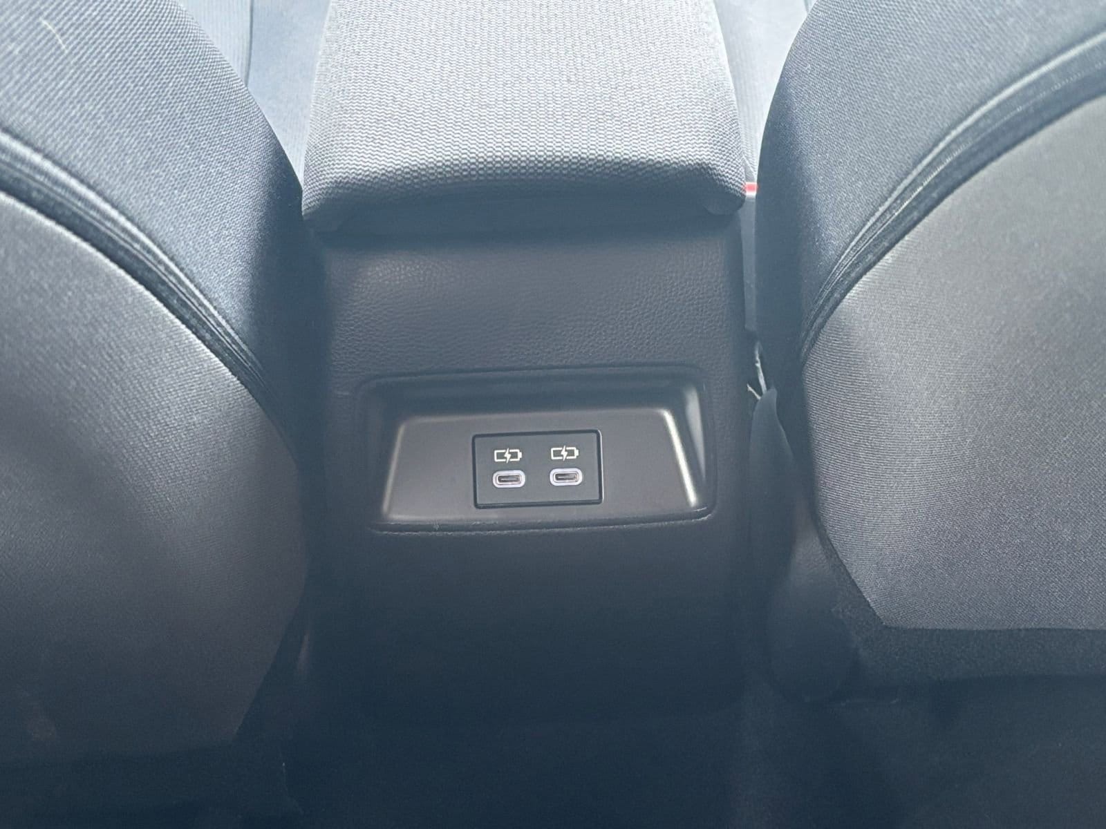 Thumbnail: 2025 Toyota Corolla - 24