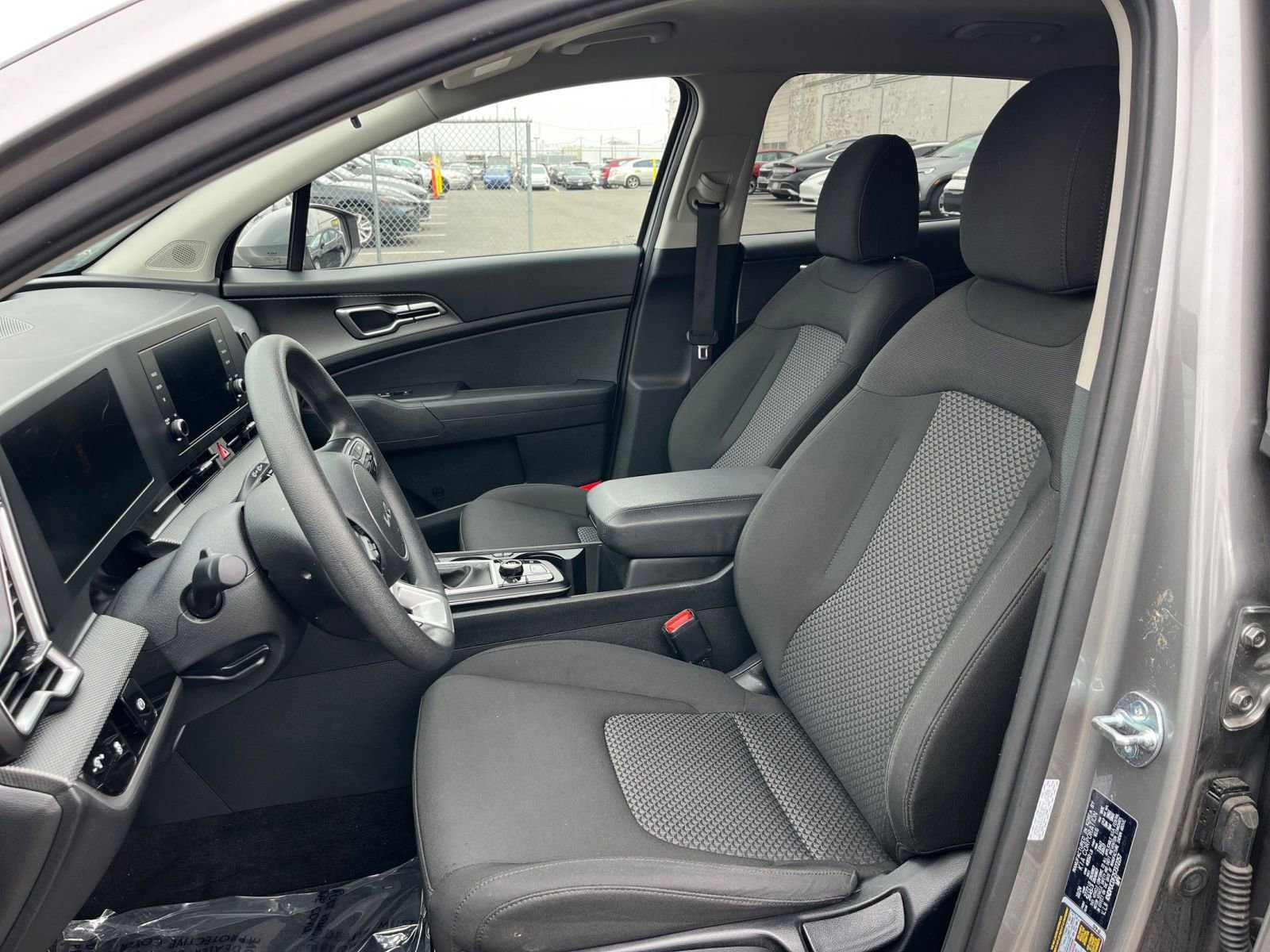 Thumbnail: 2025 Kia Sportage - 35