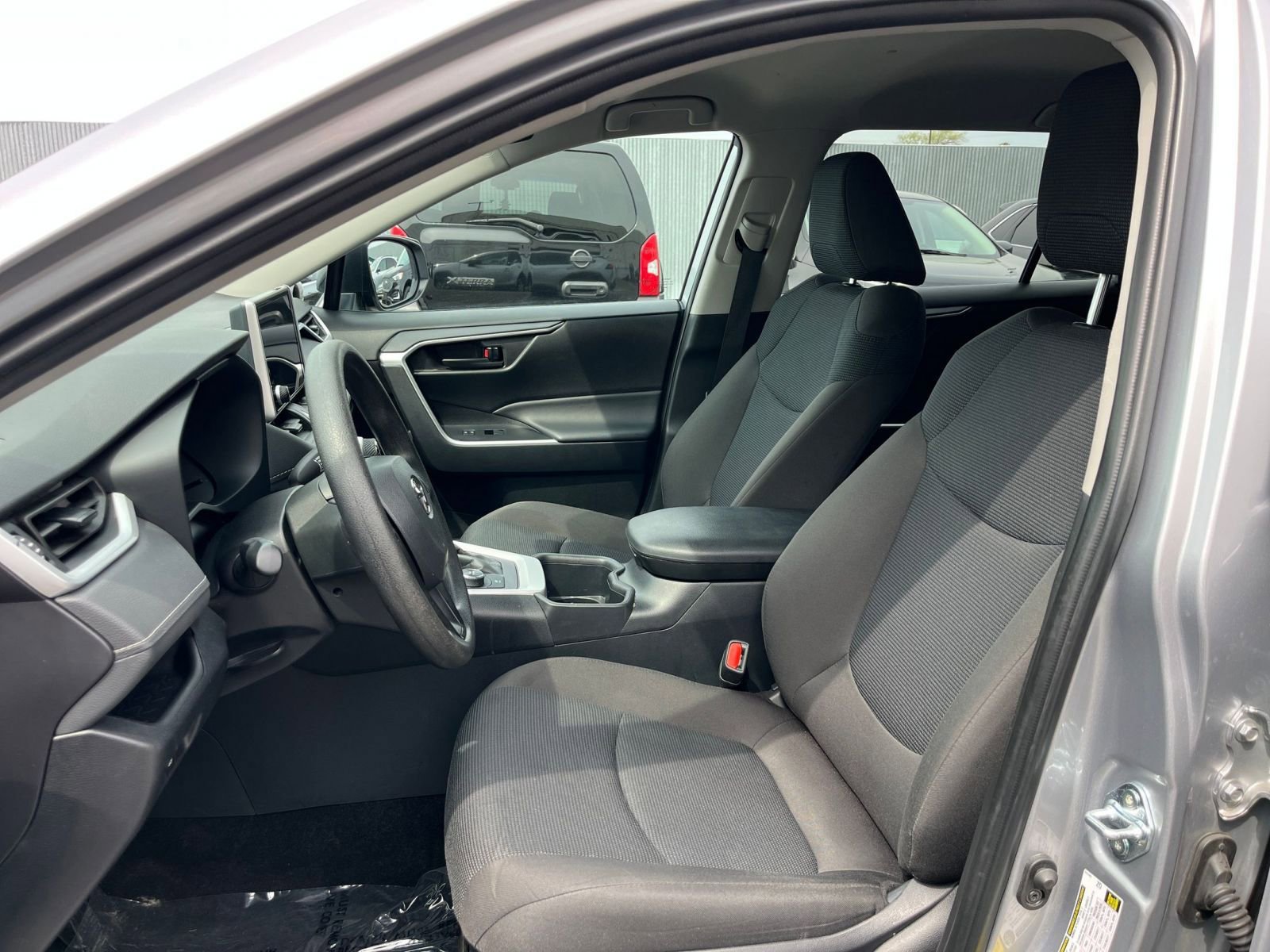 Thumbnail: 2025 Toyota RAV4 - 35