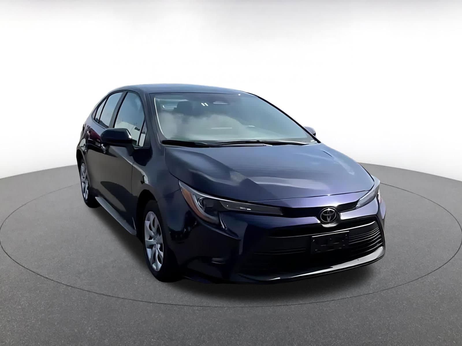 Thumbnail: 2025 Toyota Corolla - 3