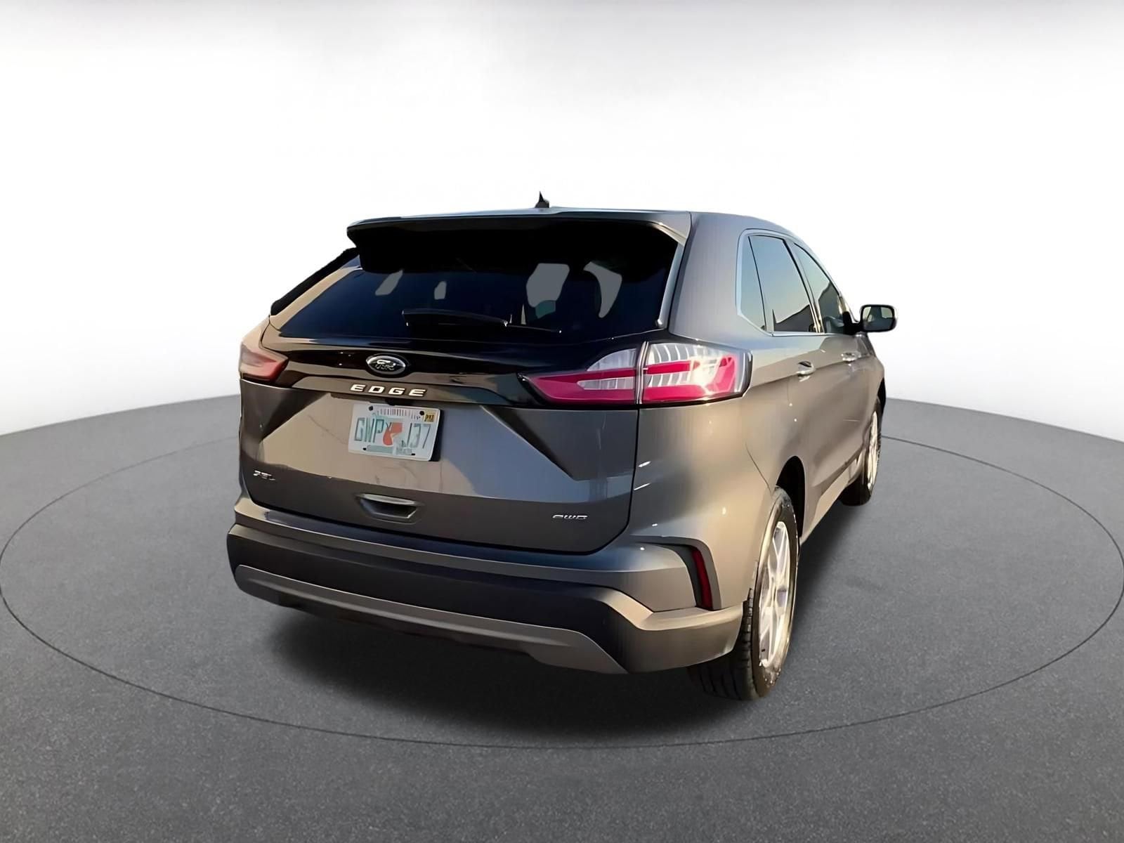 Thumbnail: 2024 Ford Edge - 15