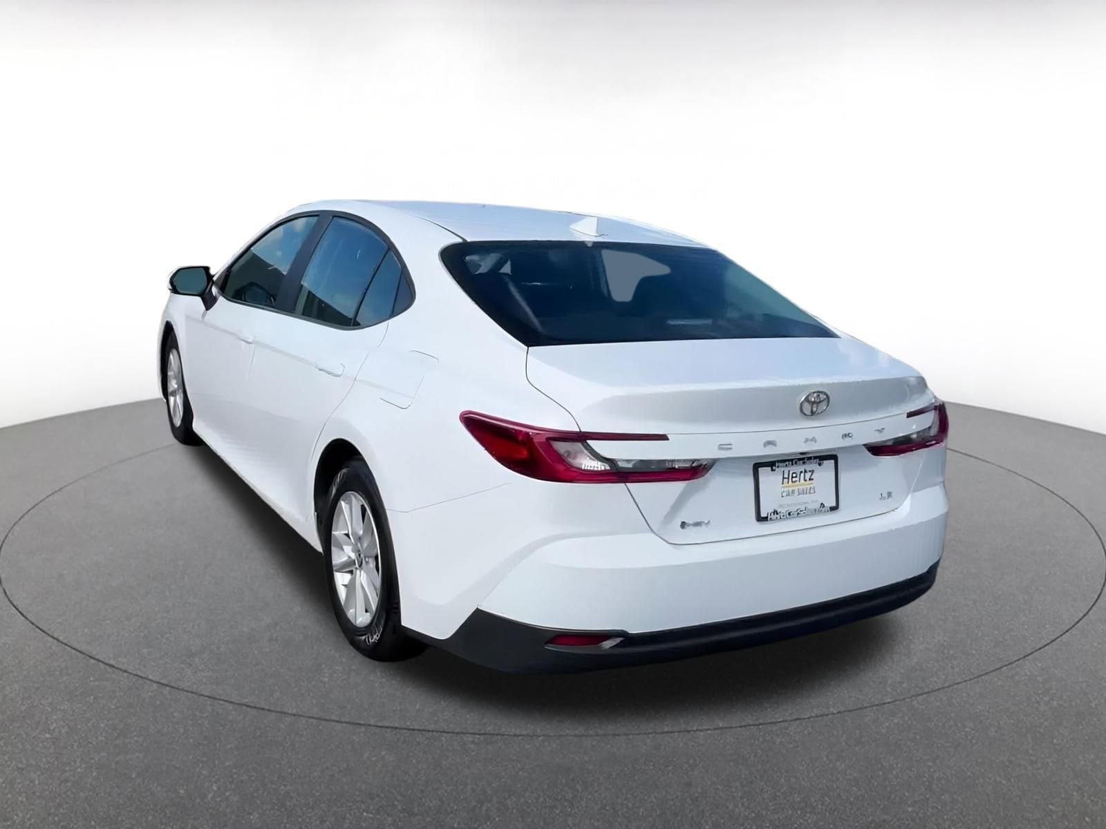 Thumbnail: 2025 Toyota Camry - 11