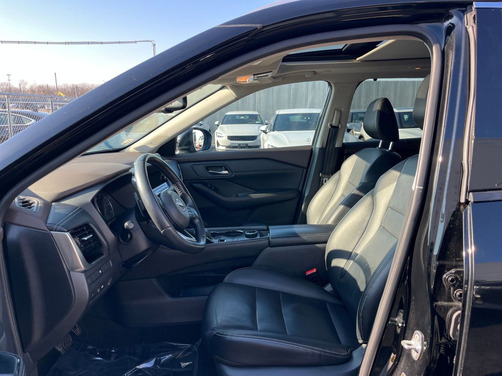 Thumbnail: 2023 Nissan Rogue - 28