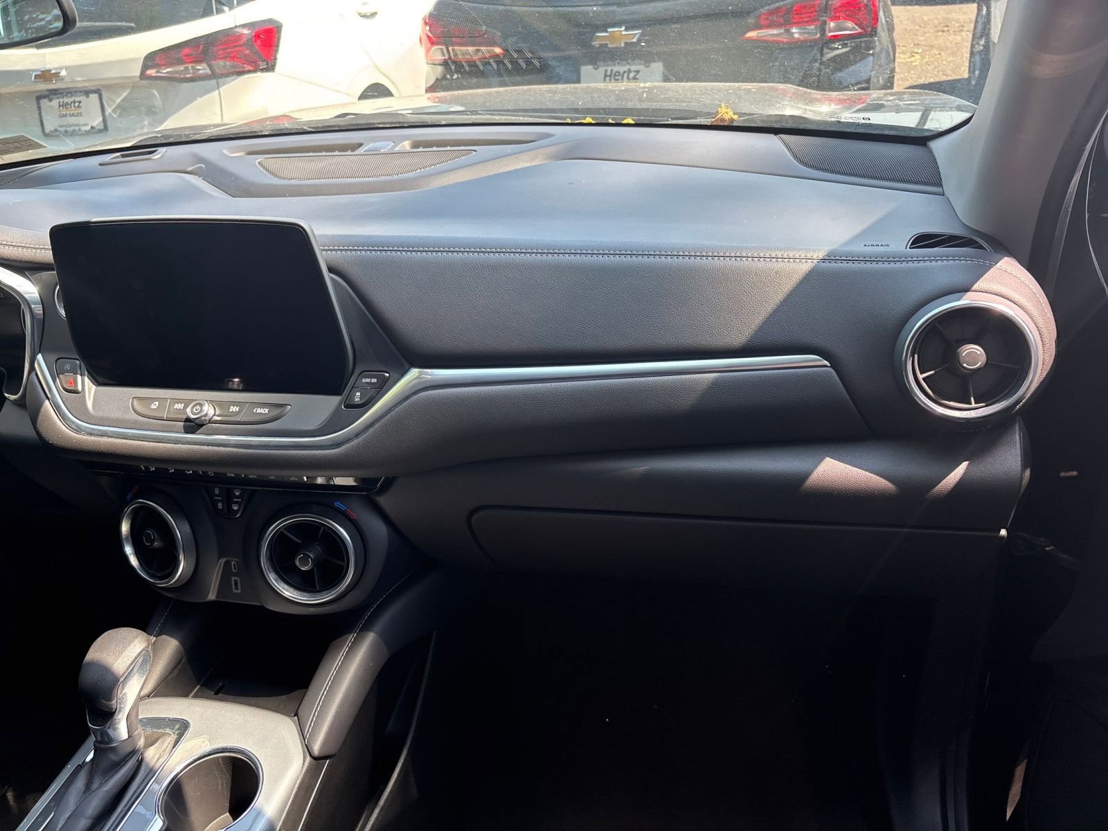 Thumbnail: 2023 Chevrolet Blazer - 21