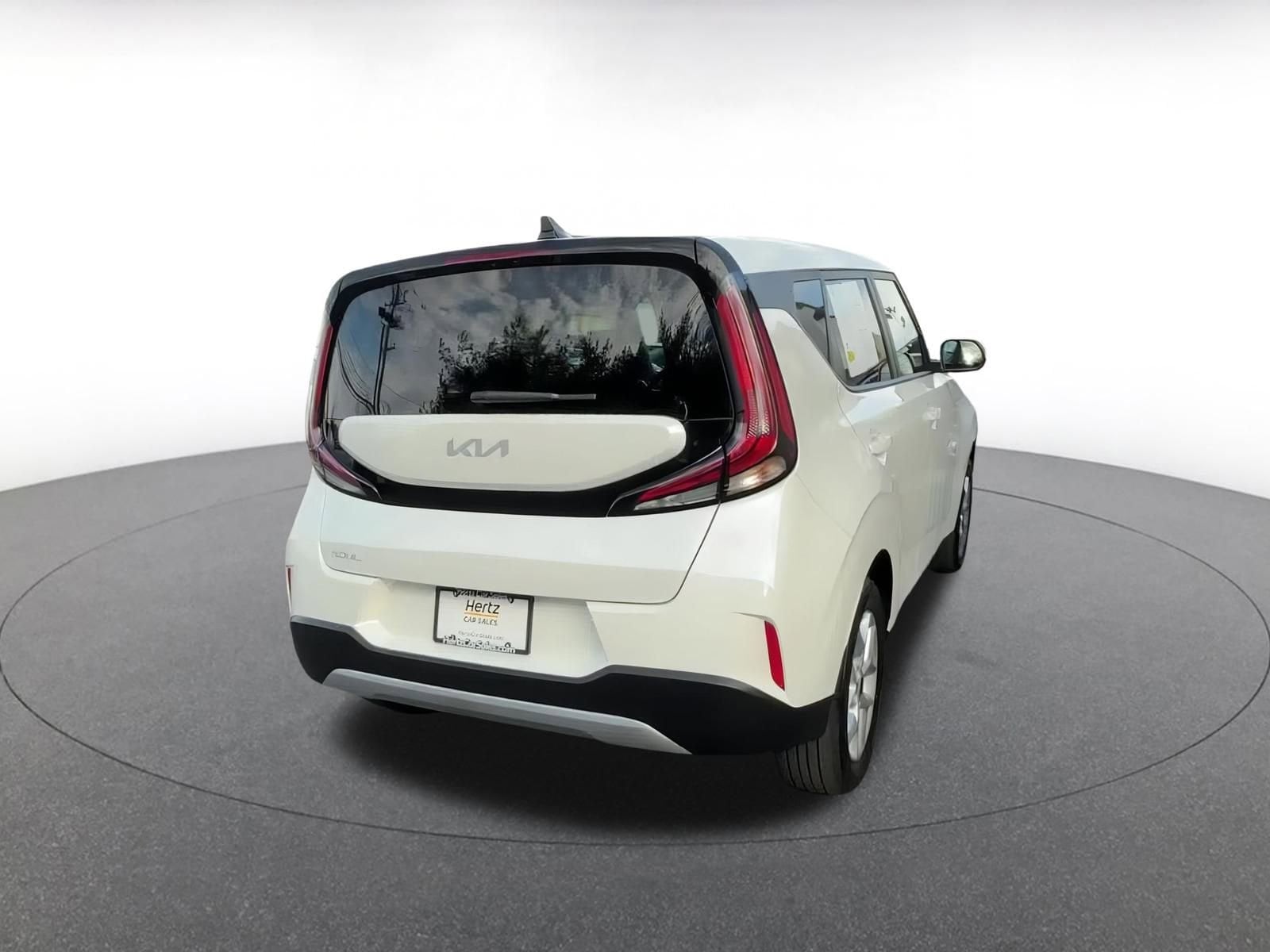 2024 Kia Soul LX 17