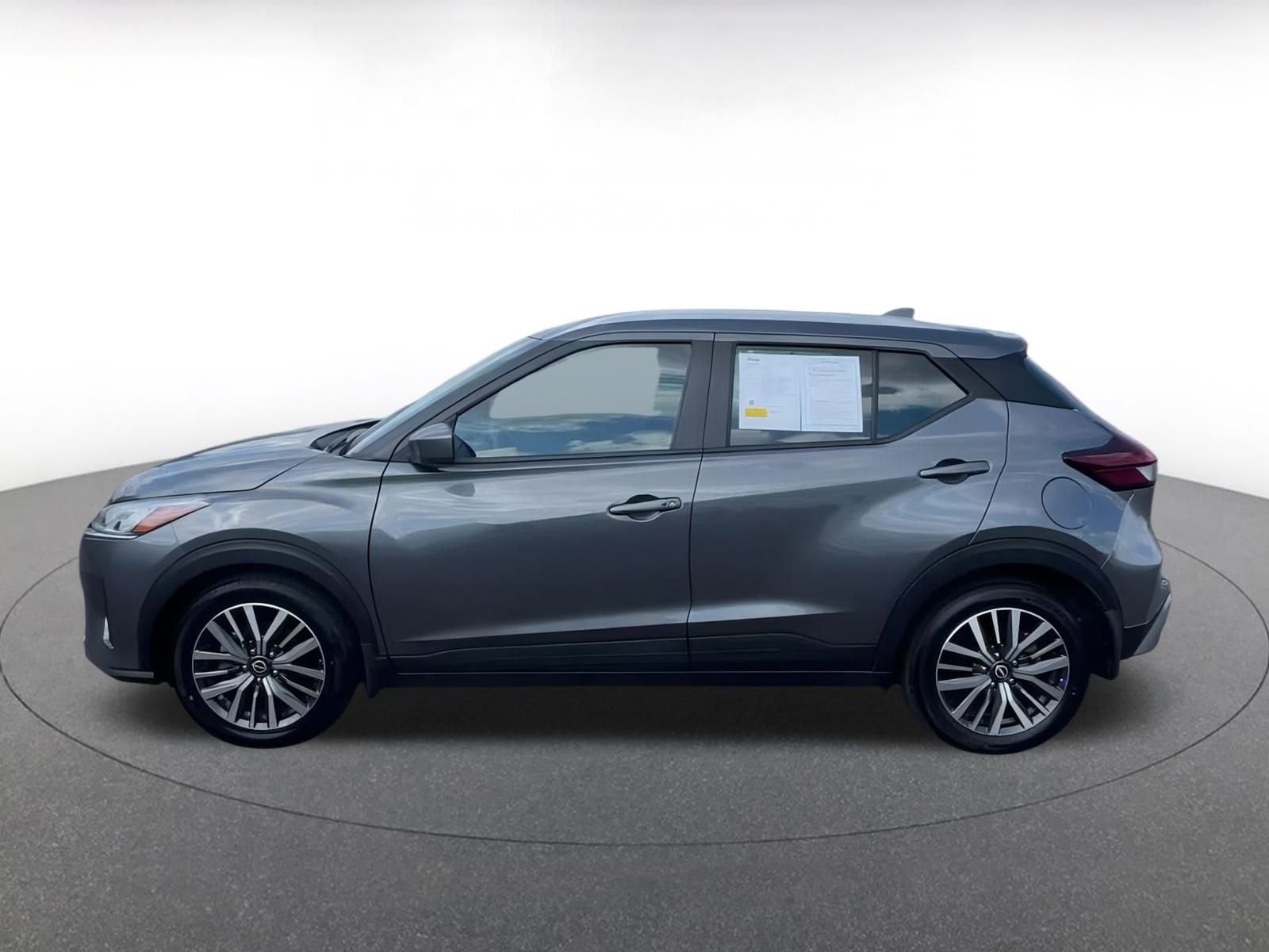Thumbnail: 2024 Nissan Kicks - 9