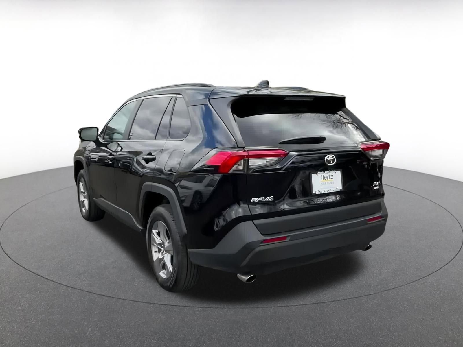 Thumbnail: 2025 Toyota RAV4 - 11