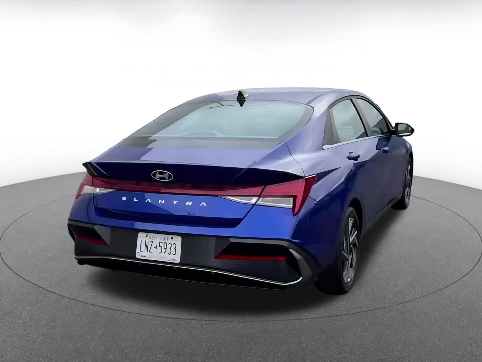 Thumbnail: 2025 Hyundai Elantra - 14