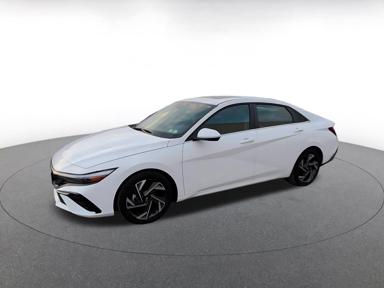 Thumbnail: 2025 Hyundai Elantra - 8