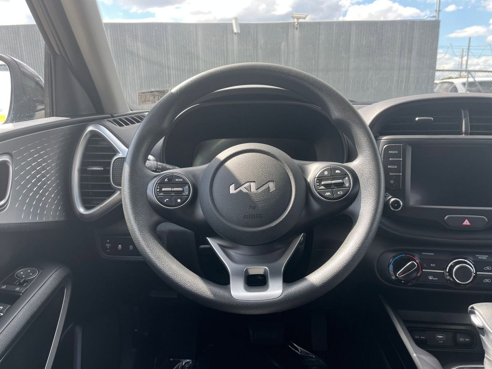 Thumbnail: 2024 Kia Soul - 26