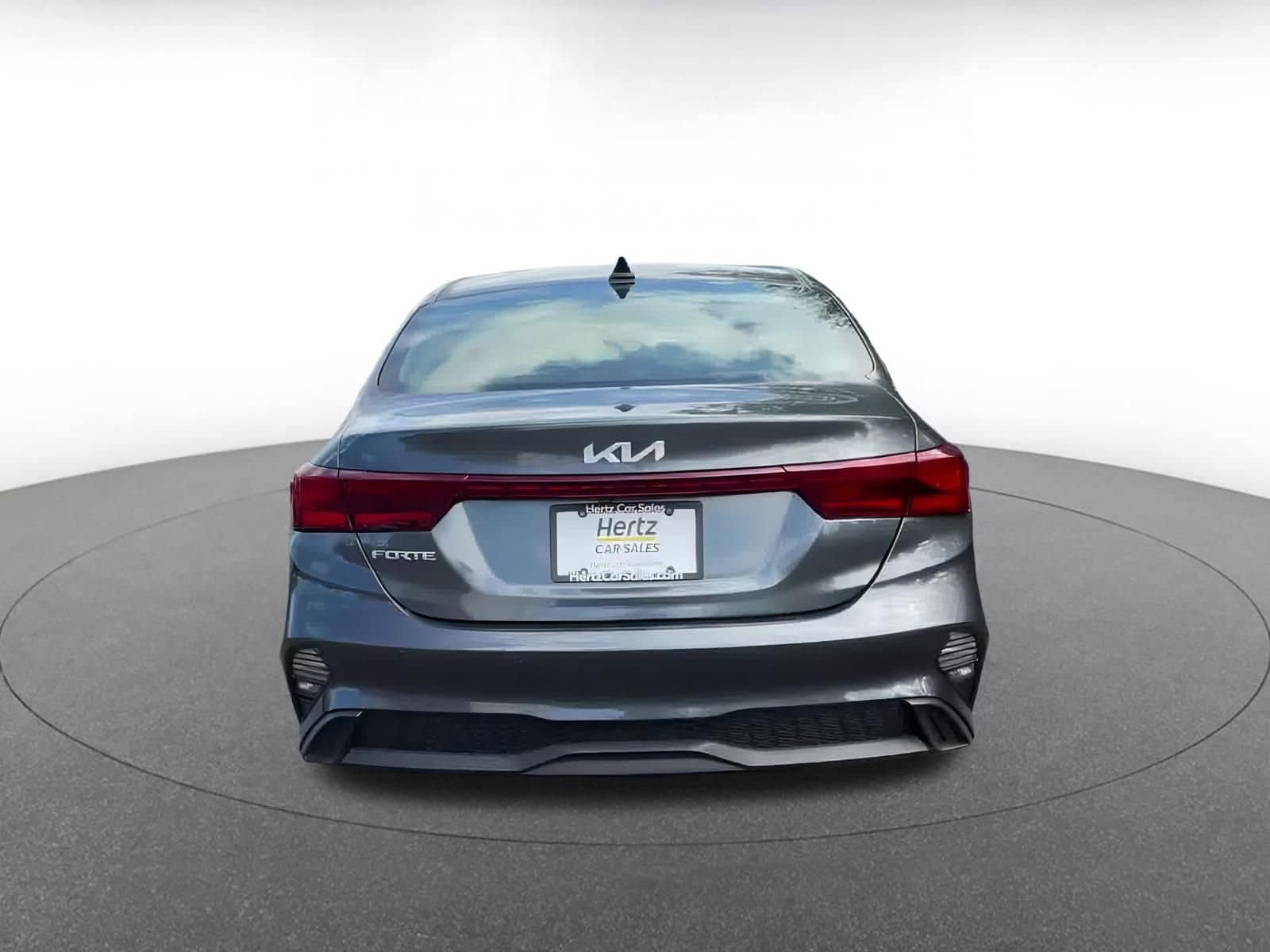 Thumbnail: 2024 Kia Forte - 11