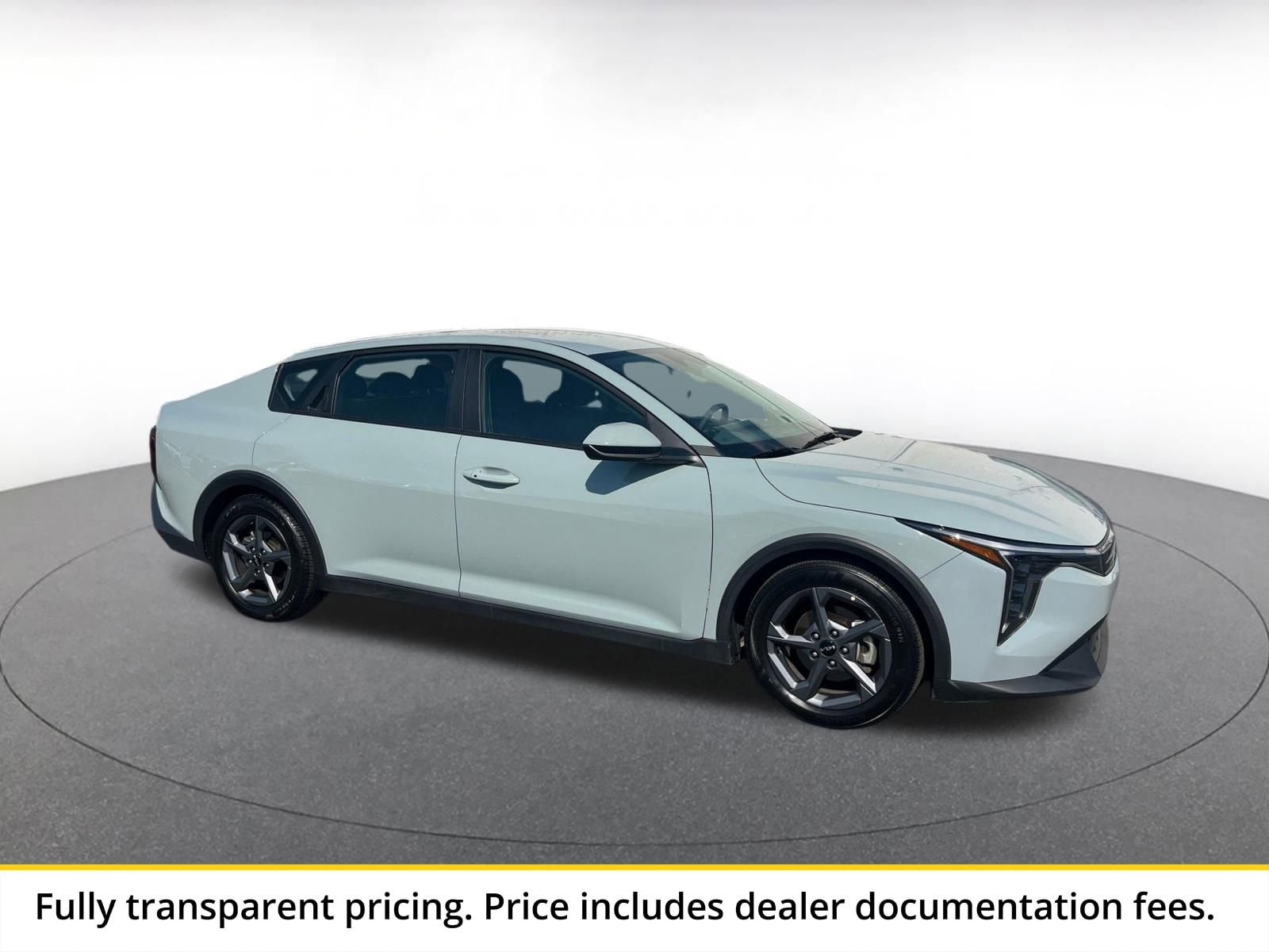 Thumbnail: 2025 Kia K4 - 1