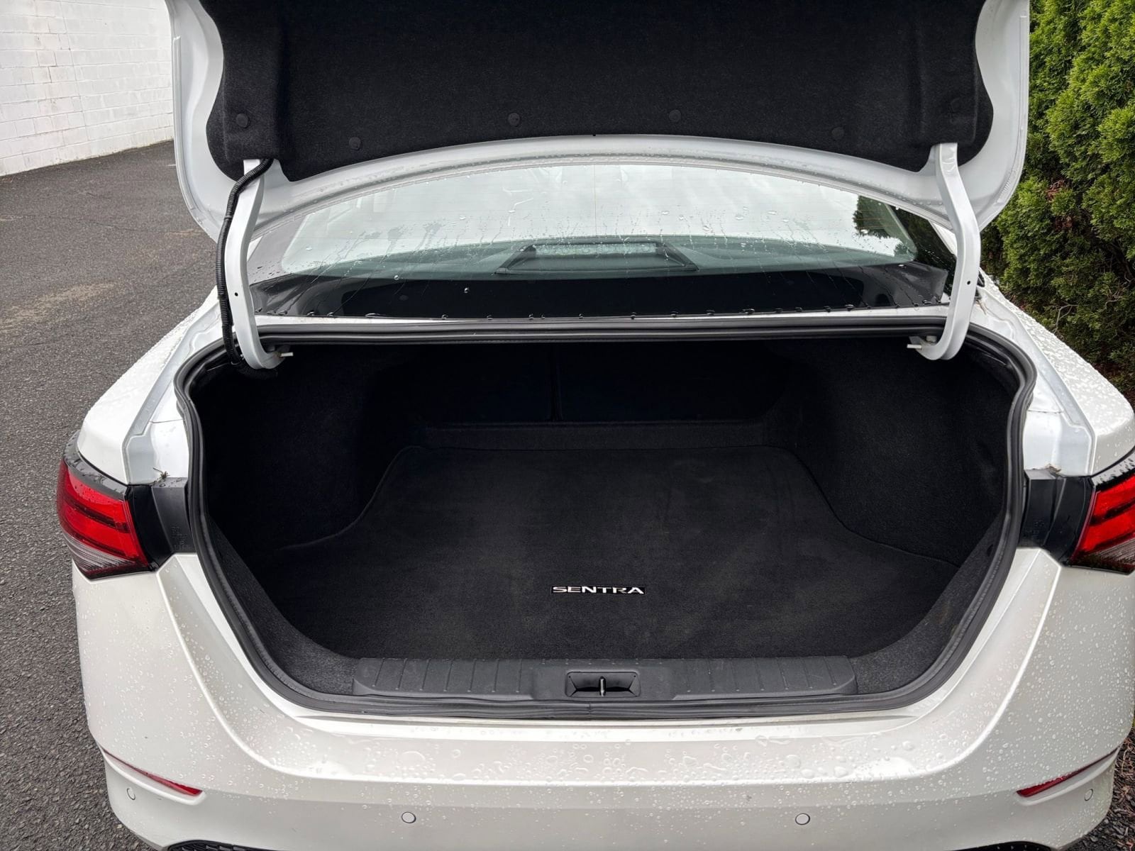 2024 Nissan Sentra SV 31
