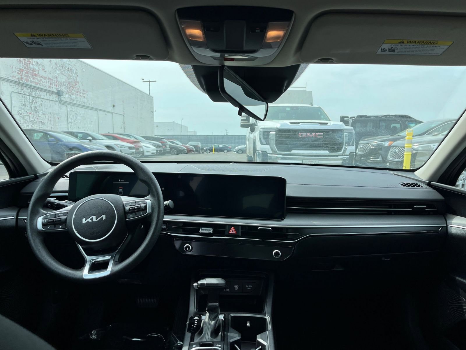 Thumbnail: 2025 Kia K5 - 33