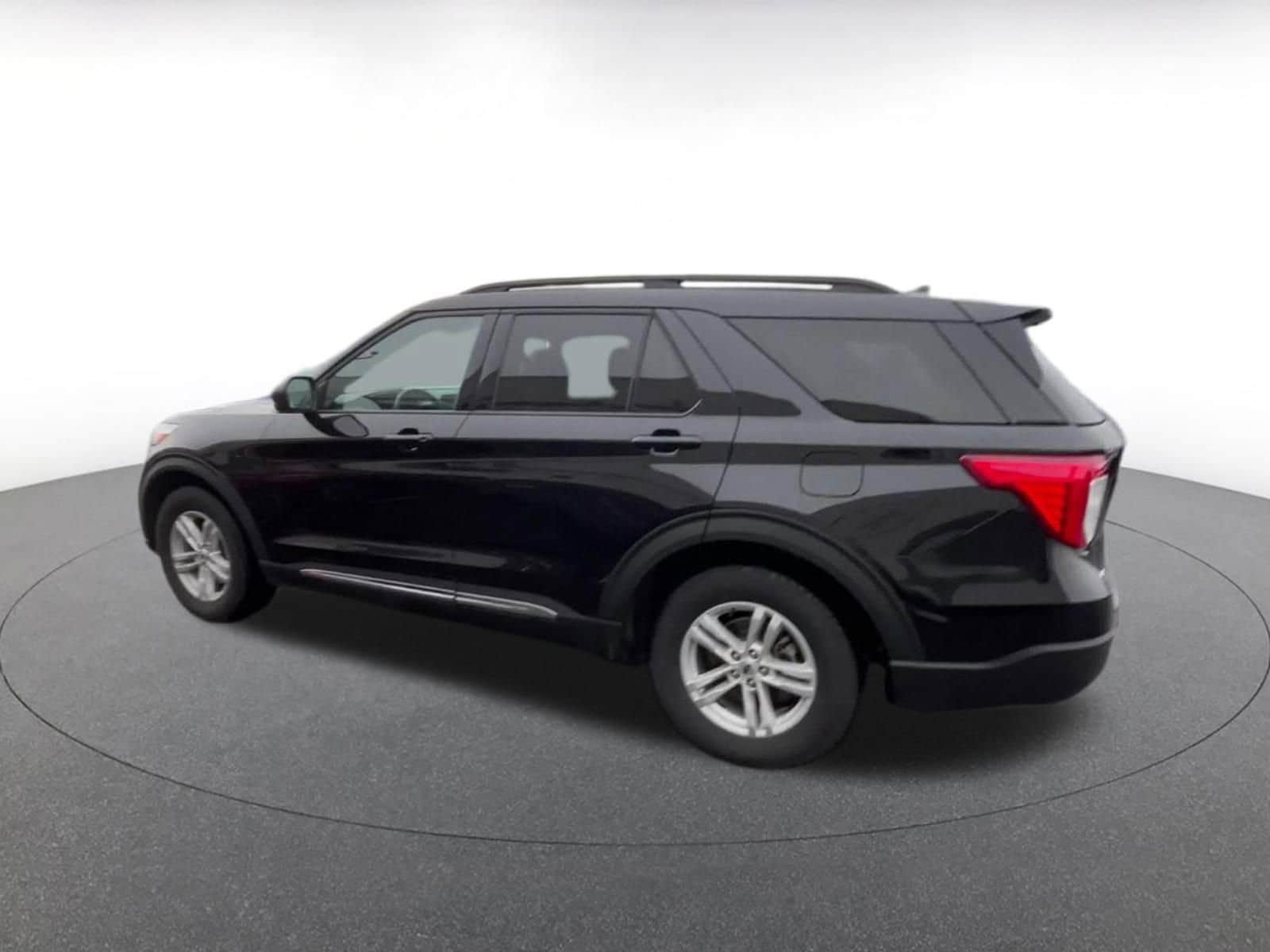 Thumbnail: 2024 Ford Explorer - 10