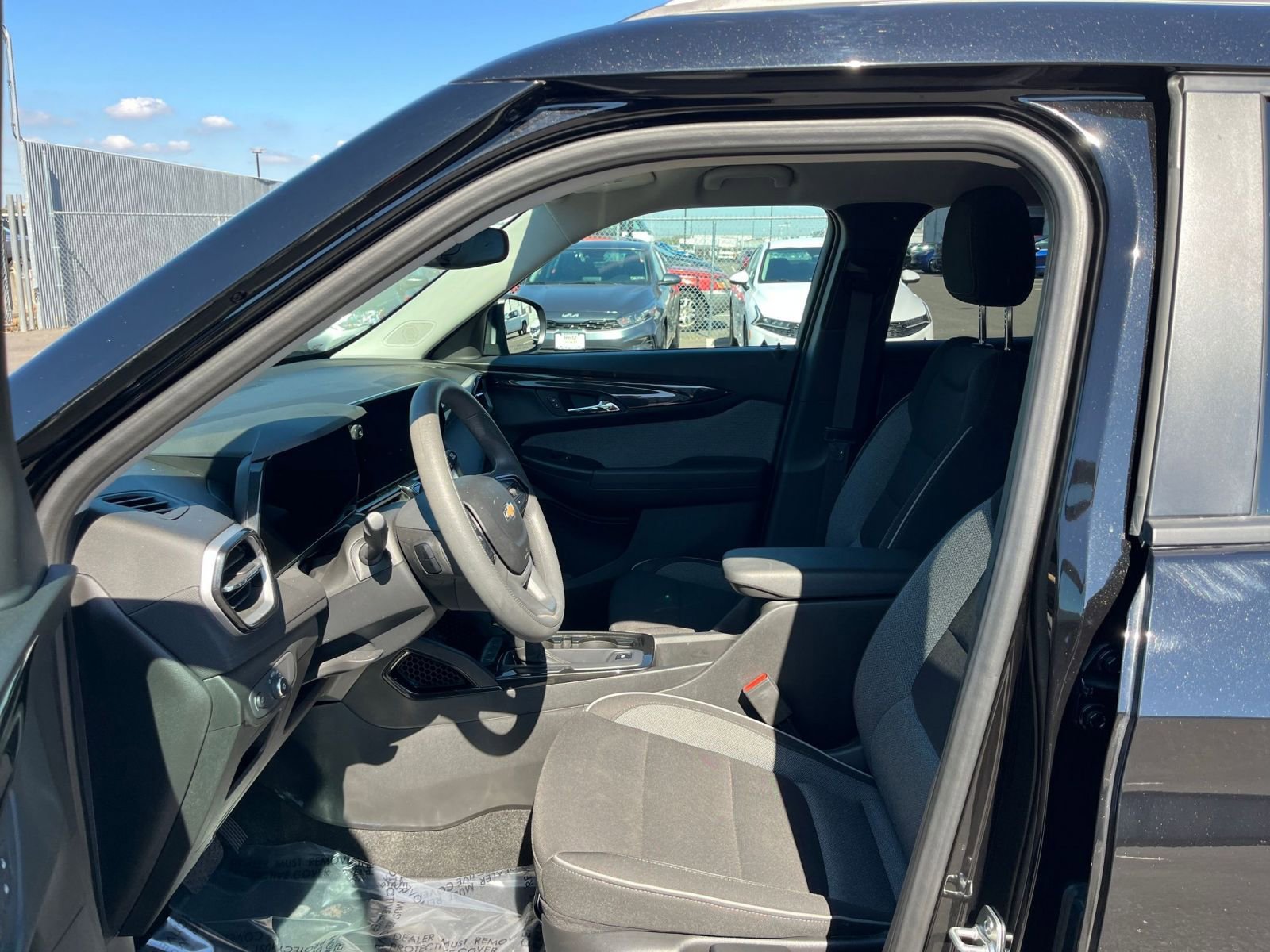 Thumbnail: 2025 Chevrolet TrailBlazer - 24