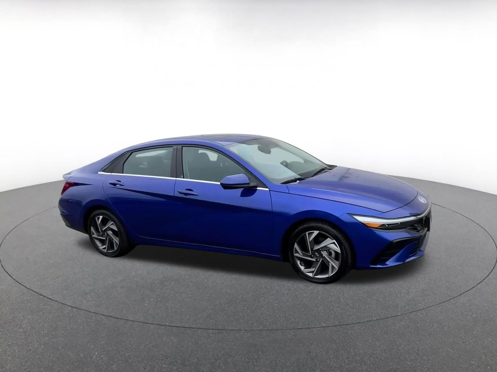 Thumbnail: 2025 Hyundai Elantra - 2