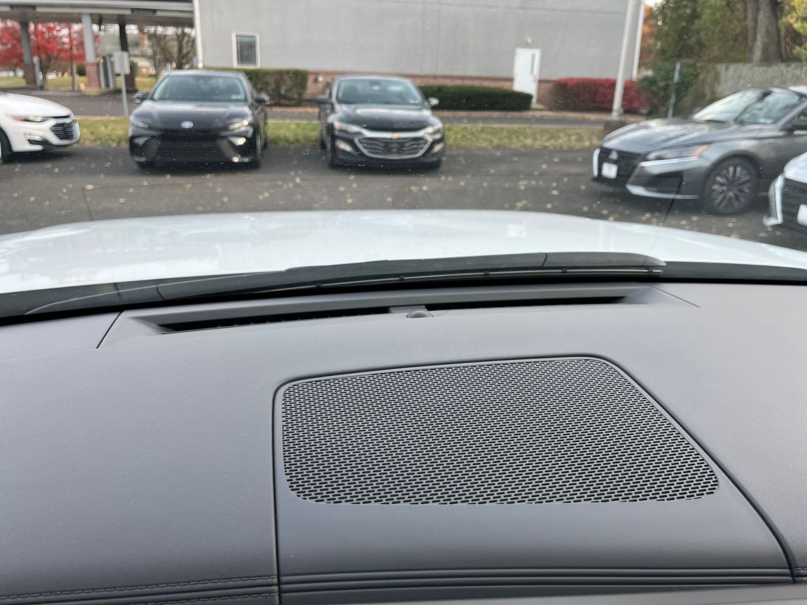 Thumbnail: 2025 Hyundai Santa Fe - 18