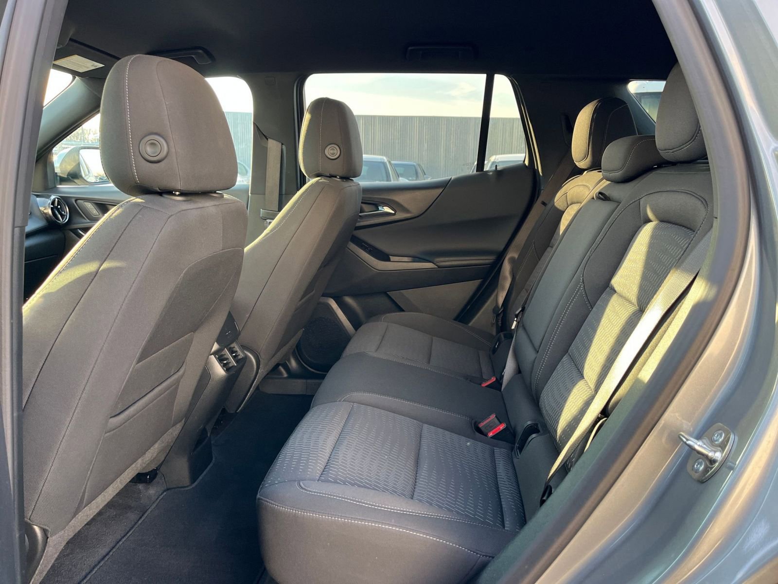 Thumbnail: 2025 Chevrolet Equinox - 24