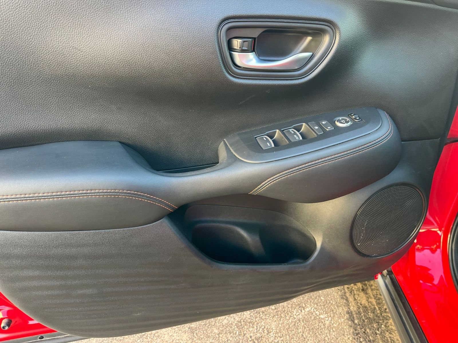 Thumbnail: 2025 Honda HR-V - 18